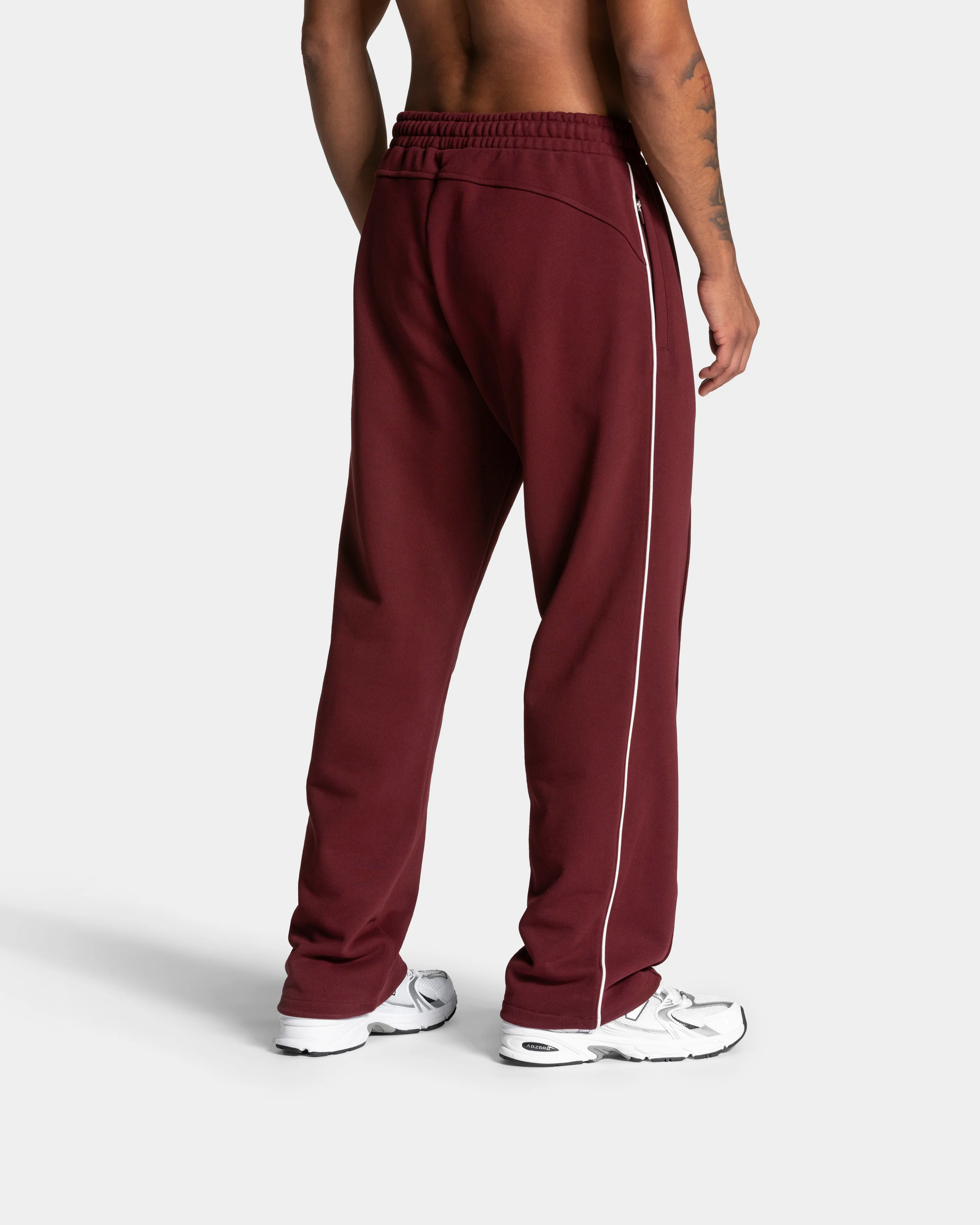 Contrastline Straight Leg Jogger "Weinrot" - Image 2