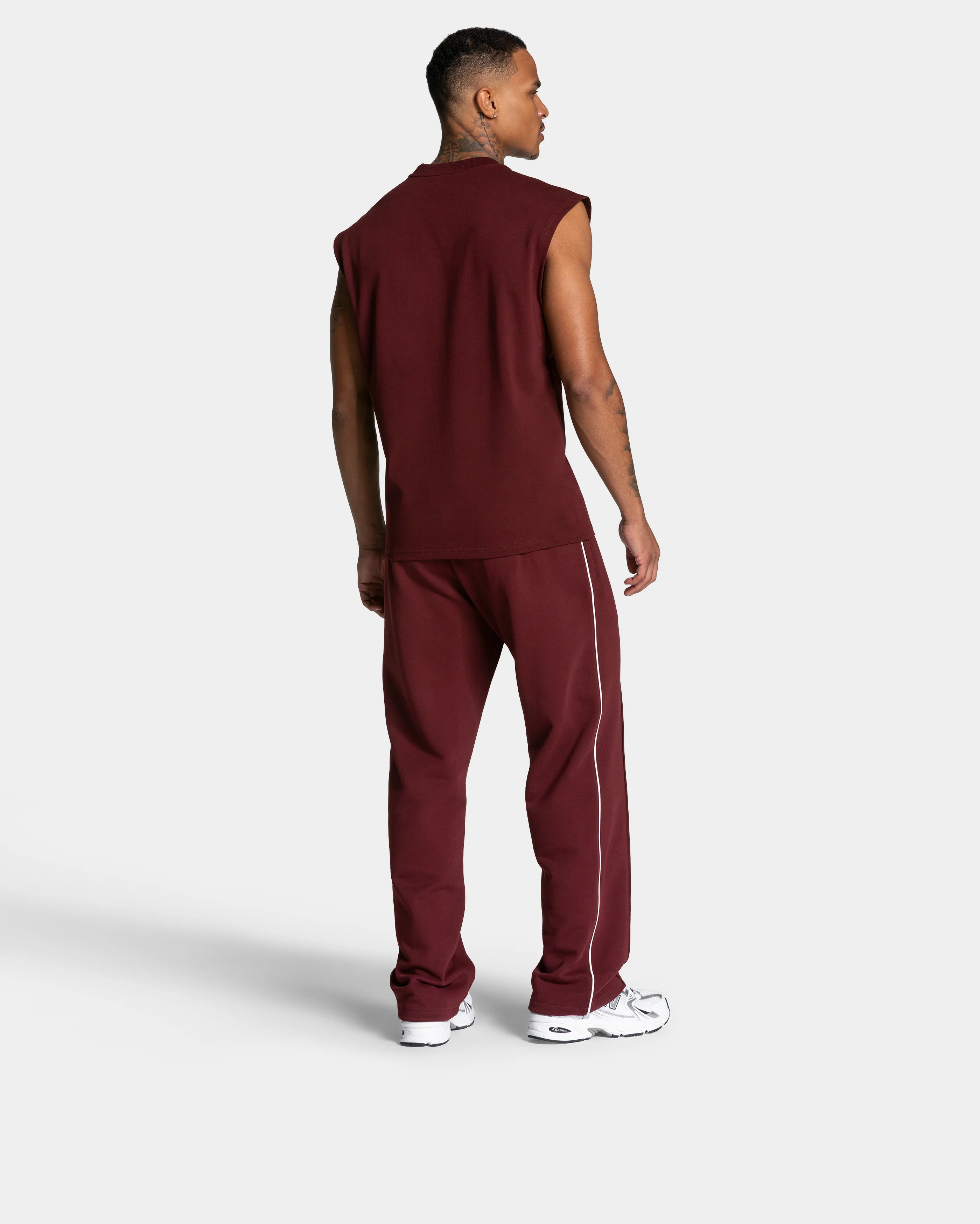 Contrastline Straight Leg Jogger "Weinrot" - Image 5