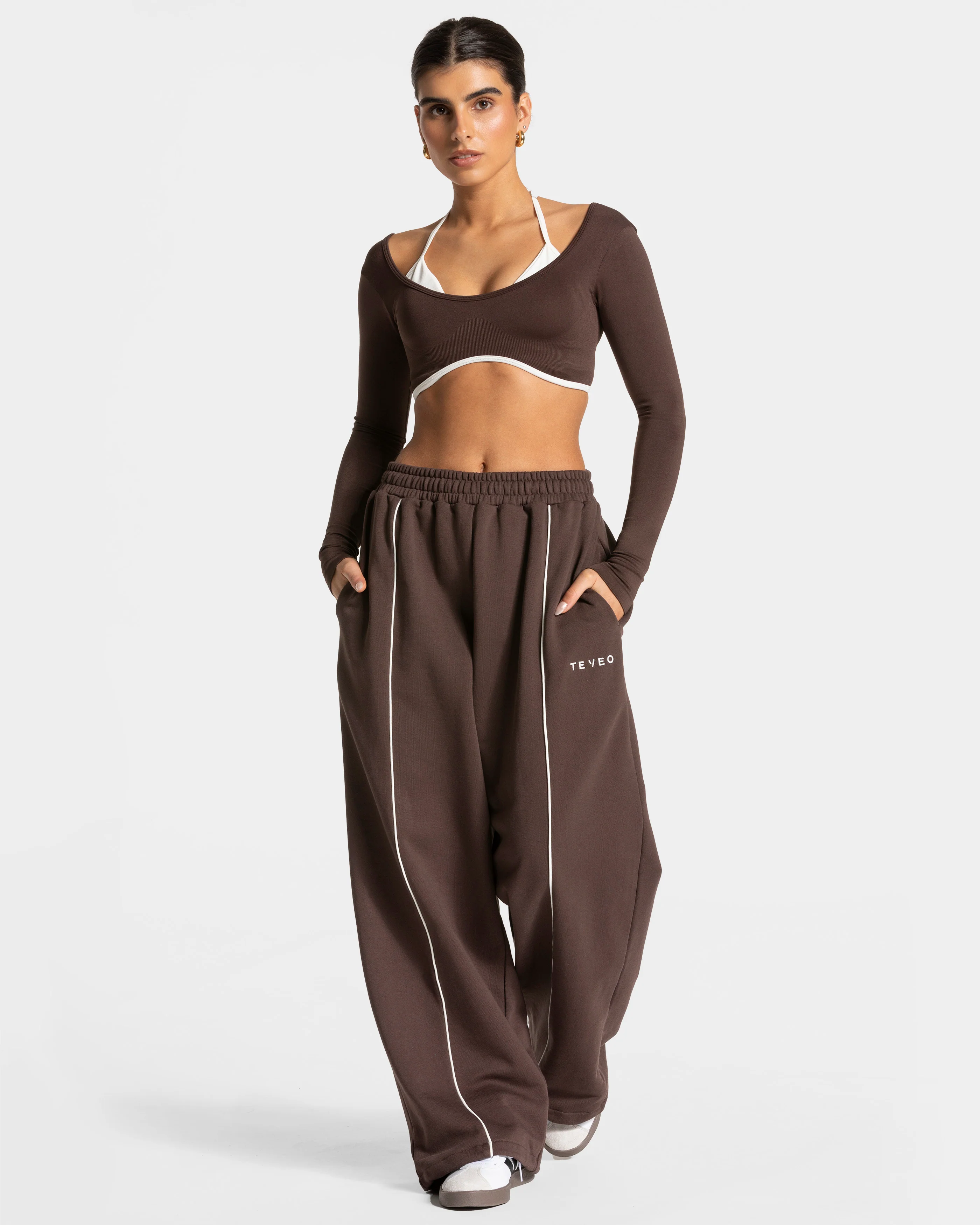 Contrastline Wide Leg Jogger "Espresso" - Image 3