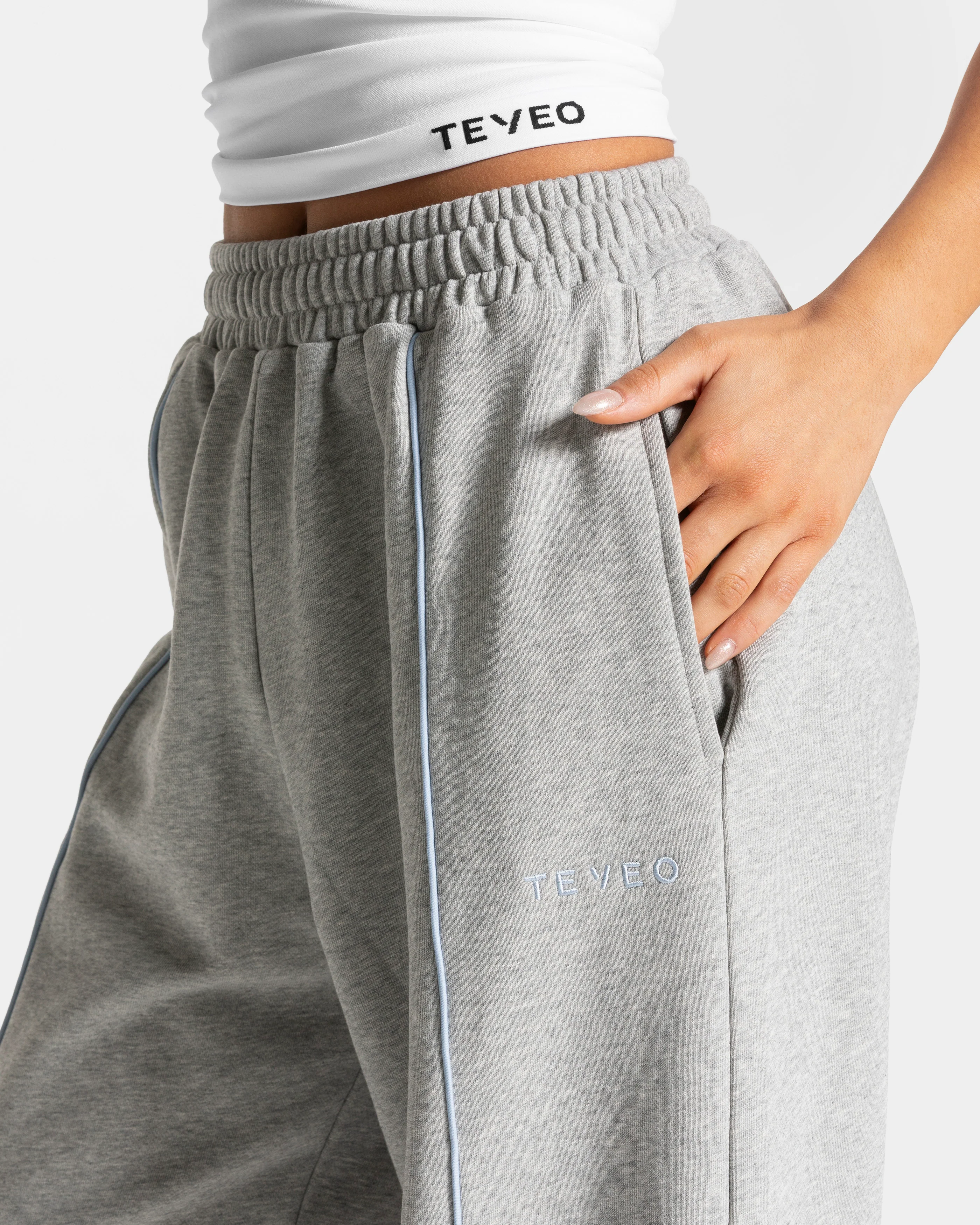Contrastline Wide Leg Jogger "Hellgrau" - Image 4