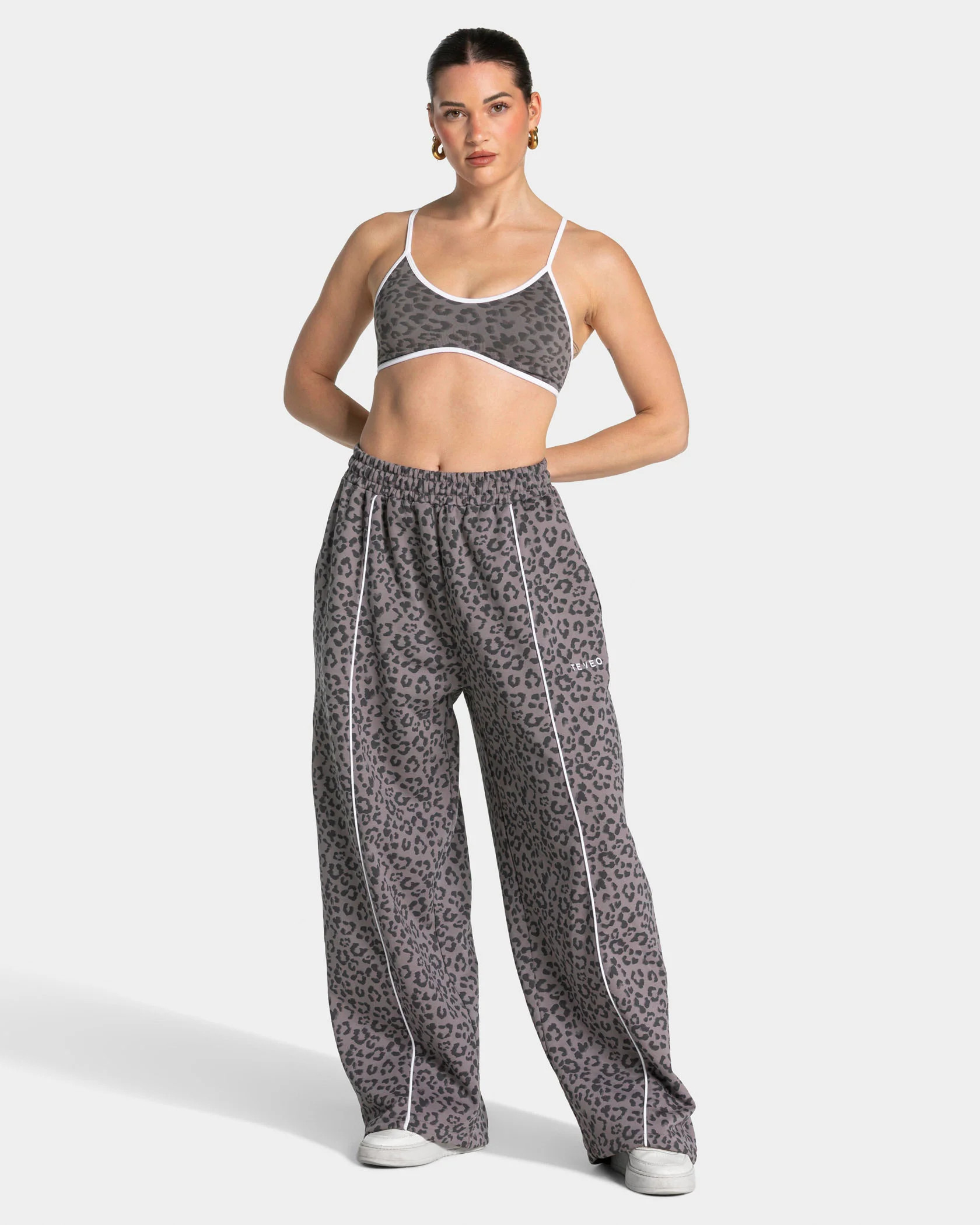 Contrastline Wide Leg Jogger "Leo Graphit" - Image 3