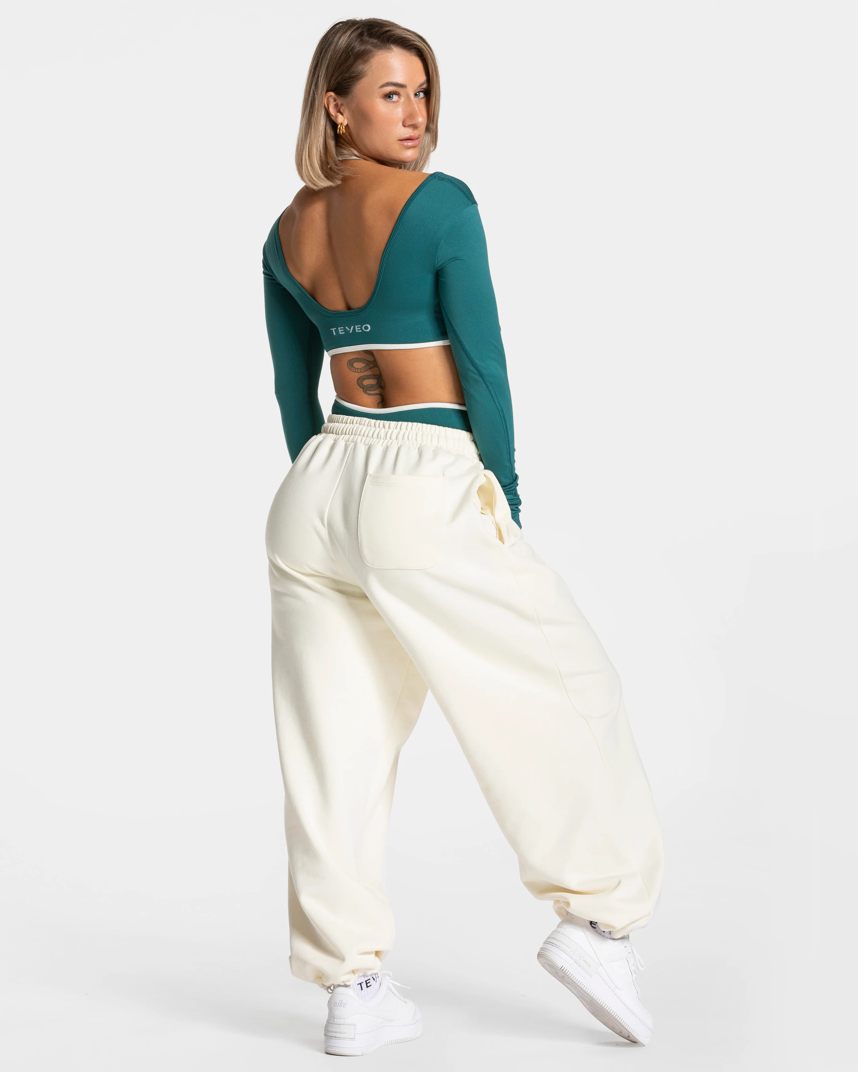 Contrastline Wide Leg Jogger "Off White" - Image 5