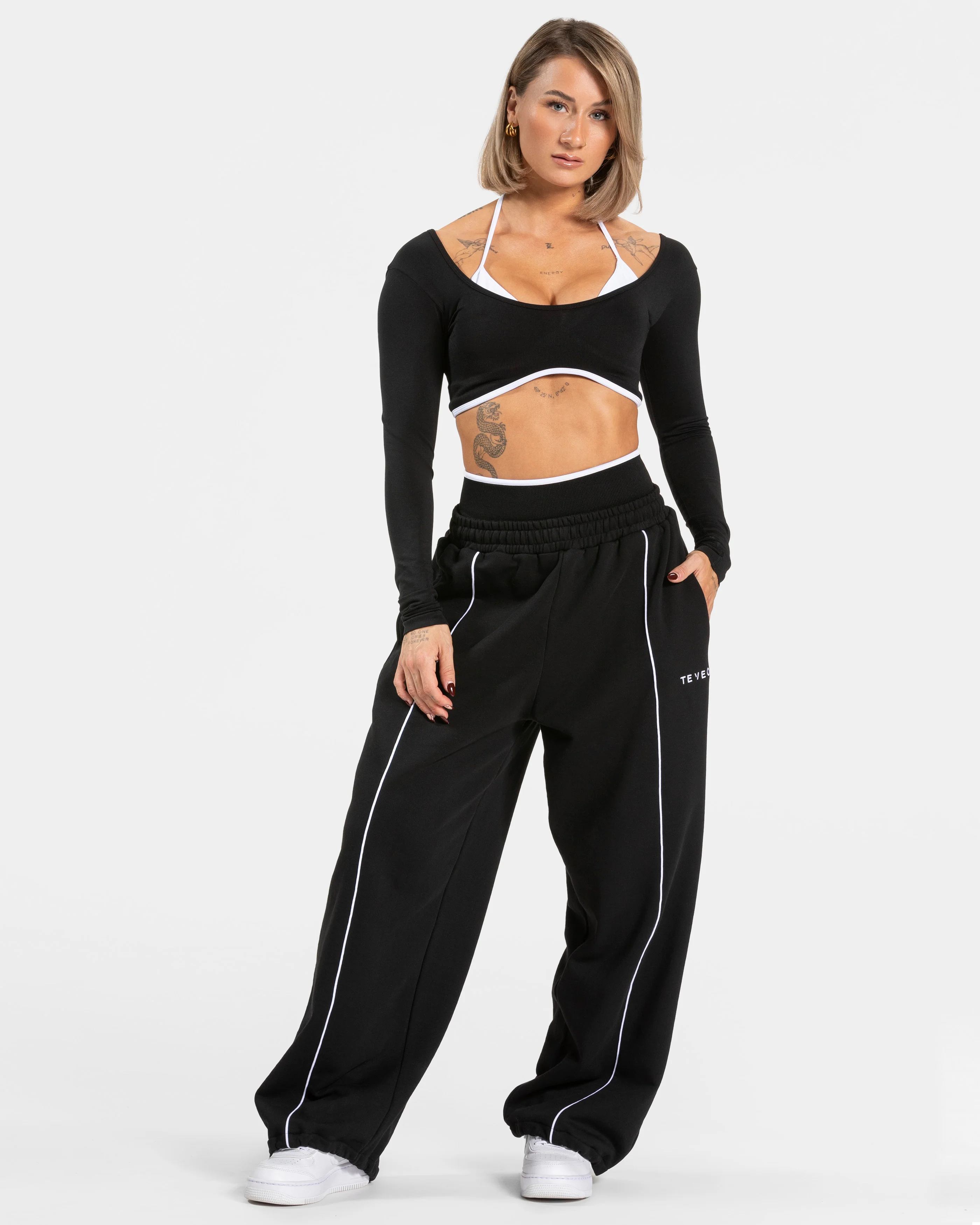 Contrastline Wide Leg Jogger "Schwarz" - Image 3