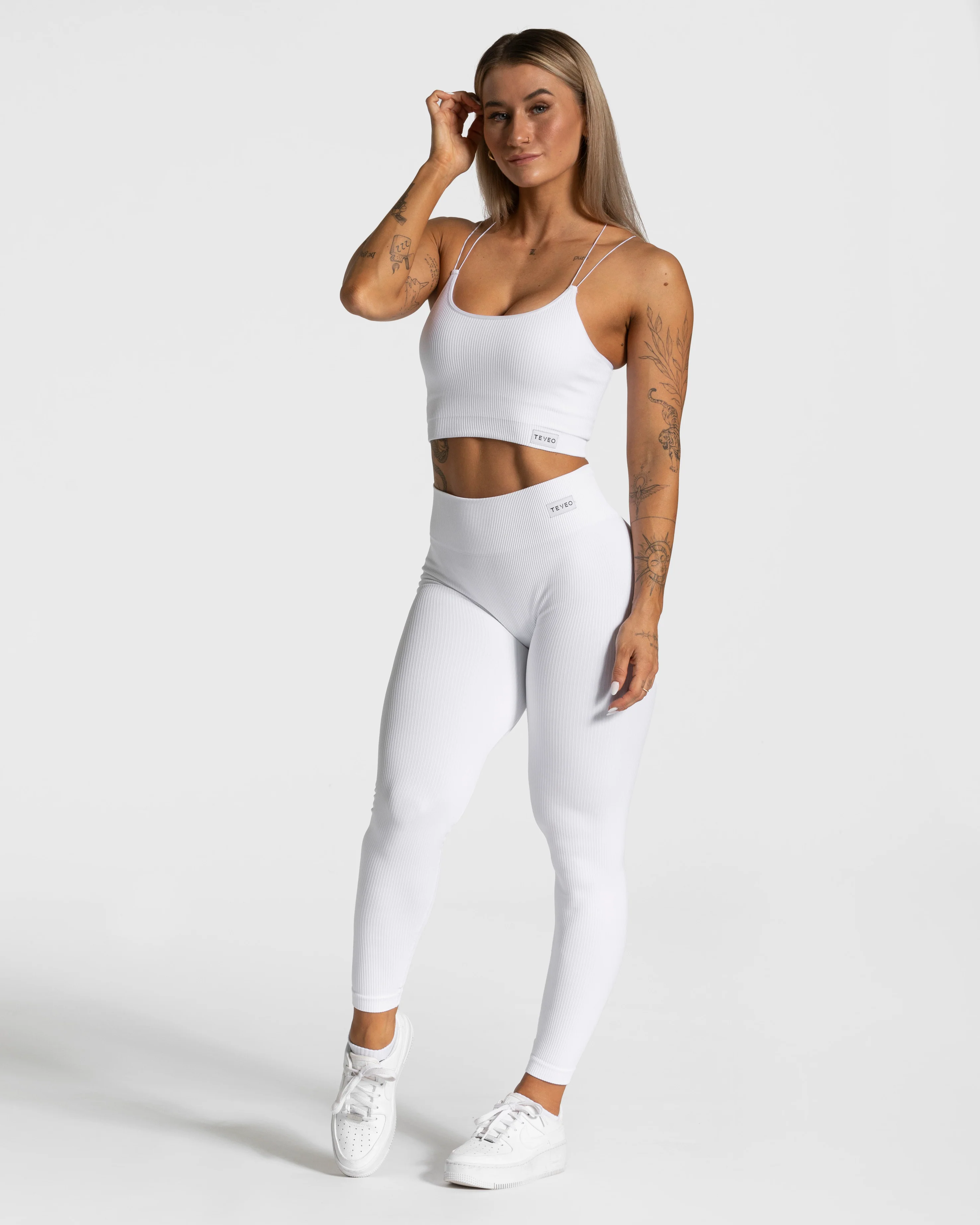 Elegant Strap Top "Weiß" - Image 3