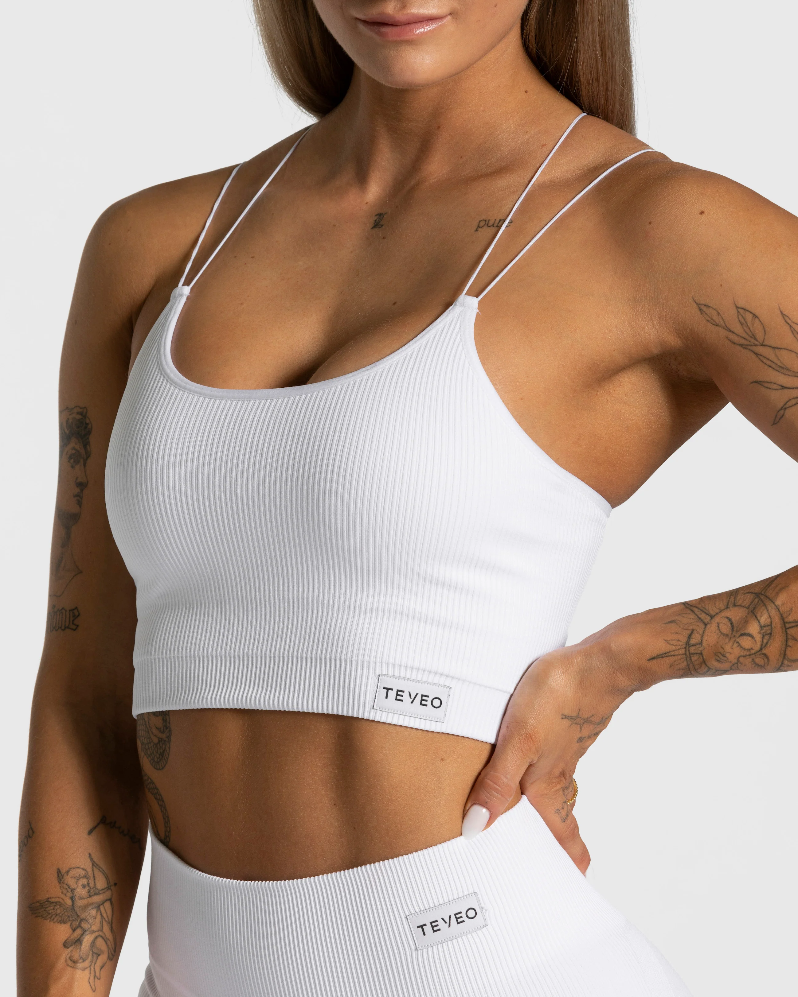 Elegant Strap Top "Weiß" - Image 4