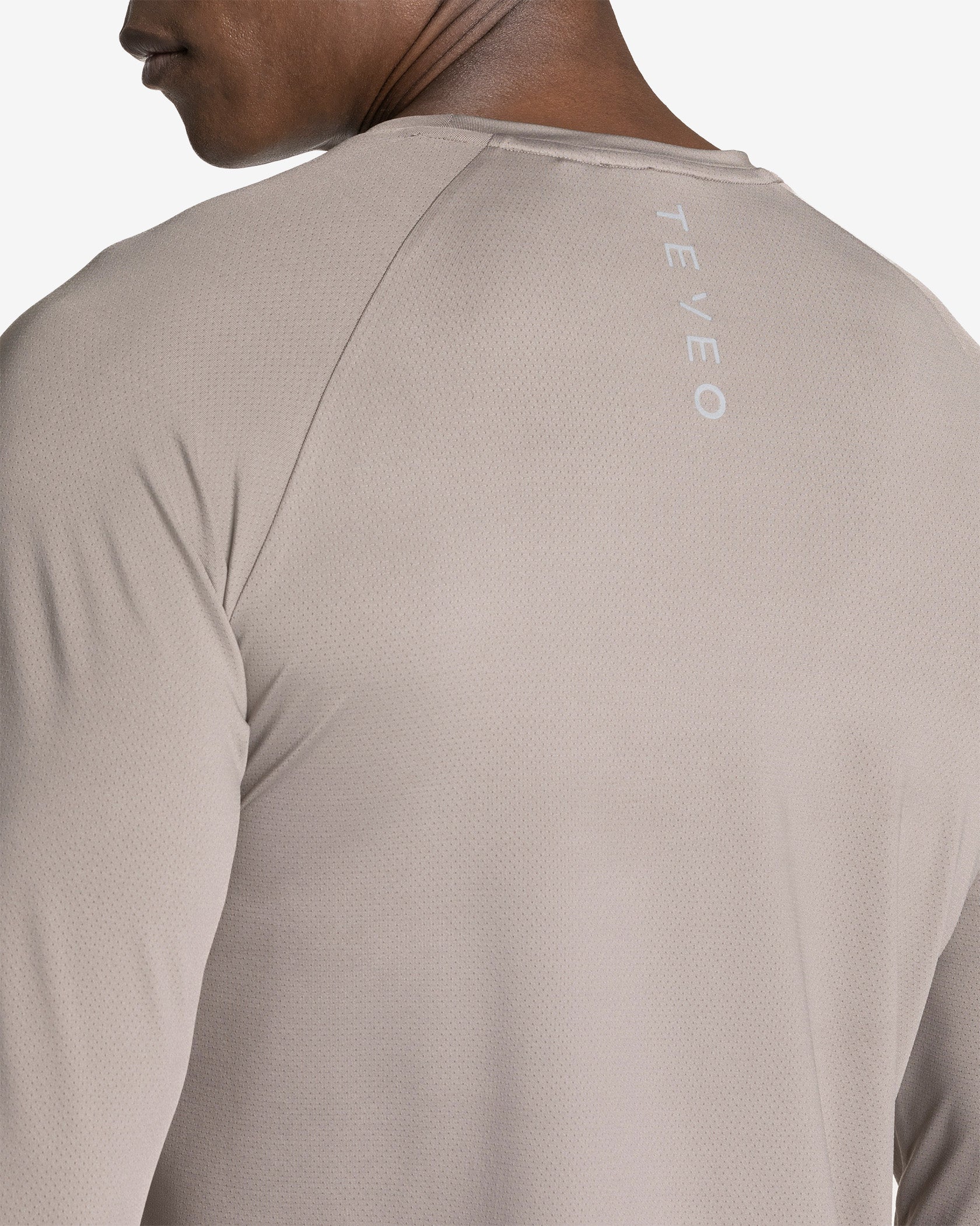 END Running Longsleeve "Smoke" - Image 4