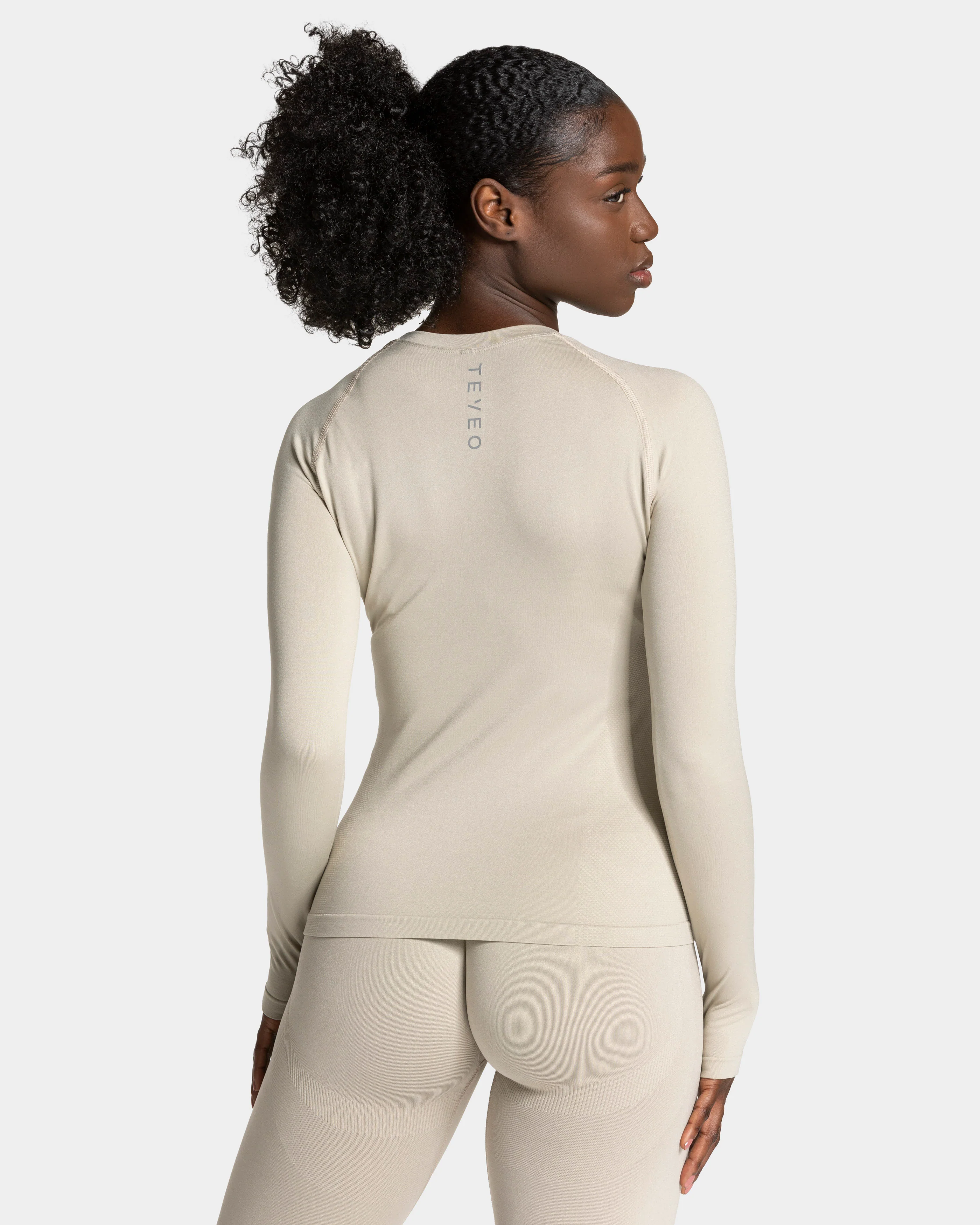 END Running Longsleeve "Latte" - Image 2