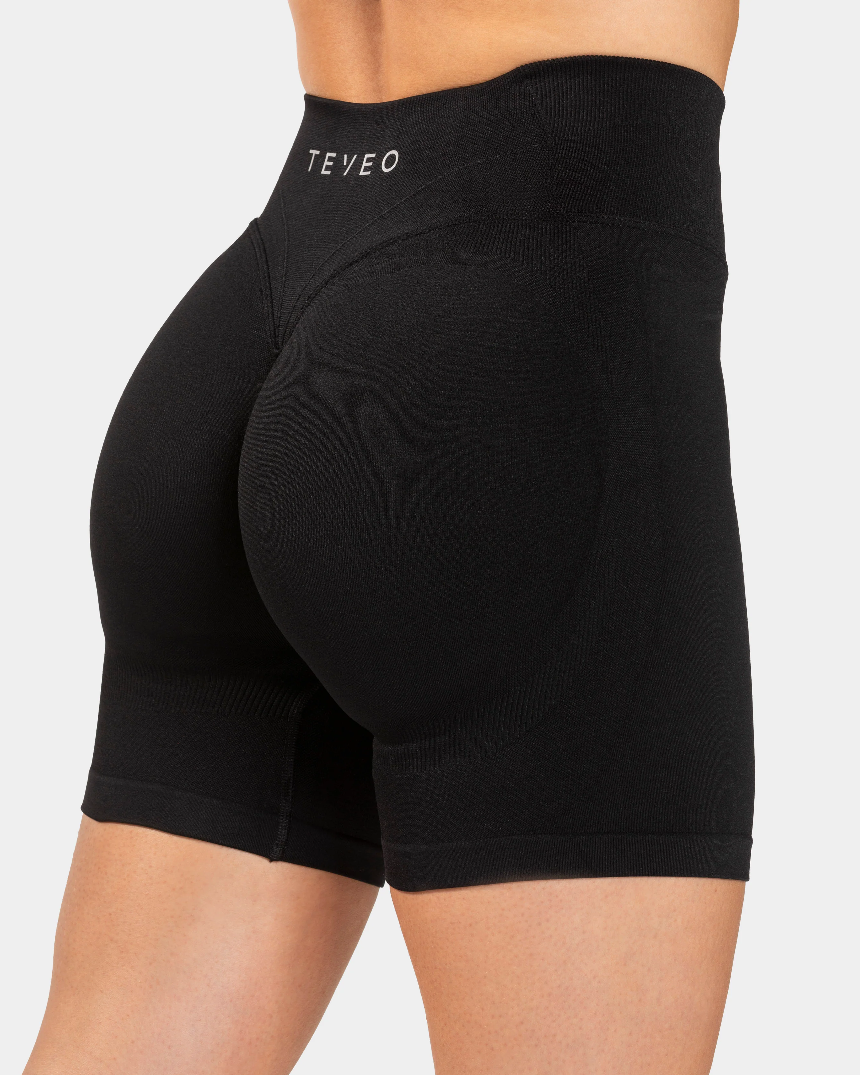 END Running Sculpt Scrunch Shorts "Schwarz" - Image 4