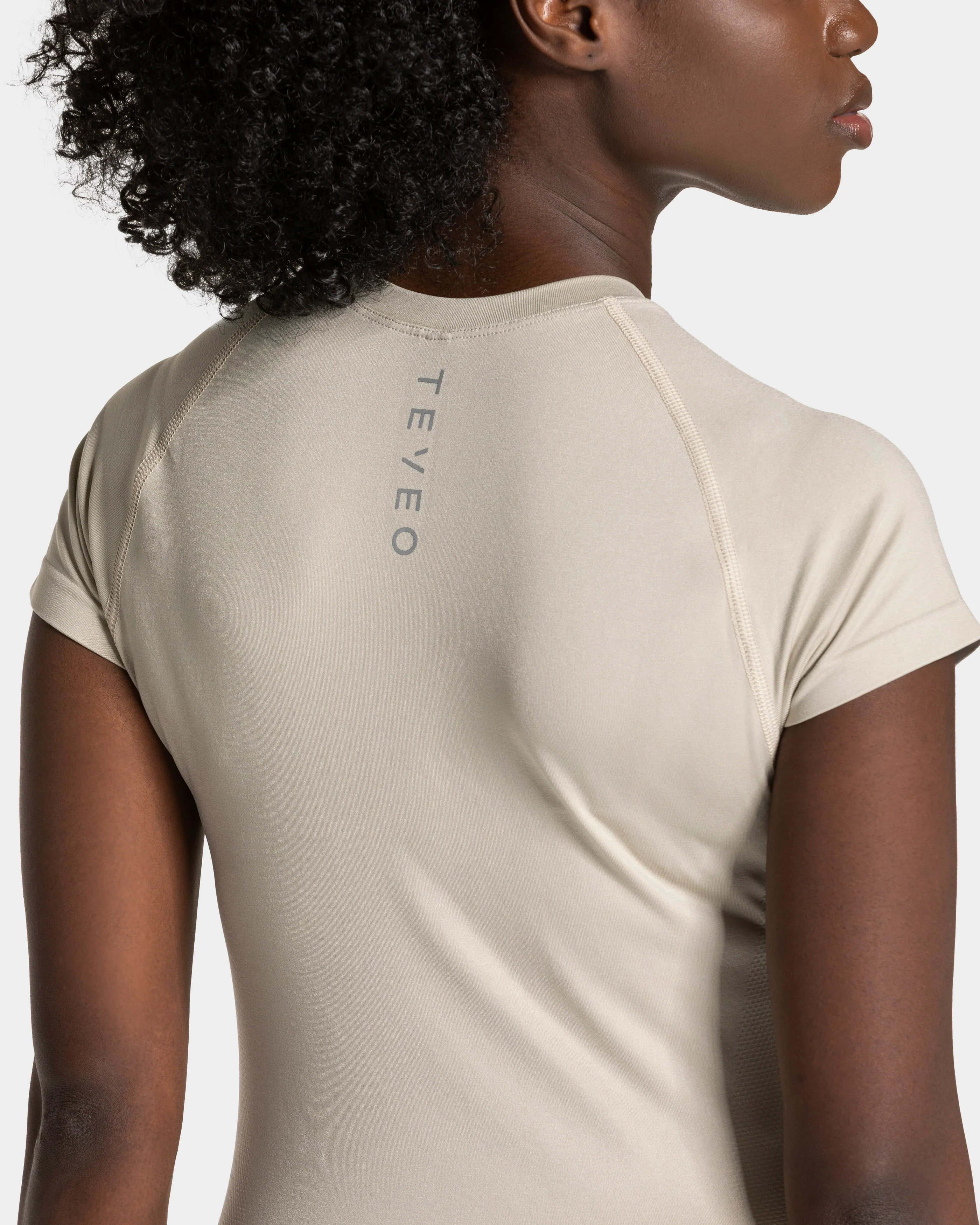END Running T-Shirt "Latte" - Image 4