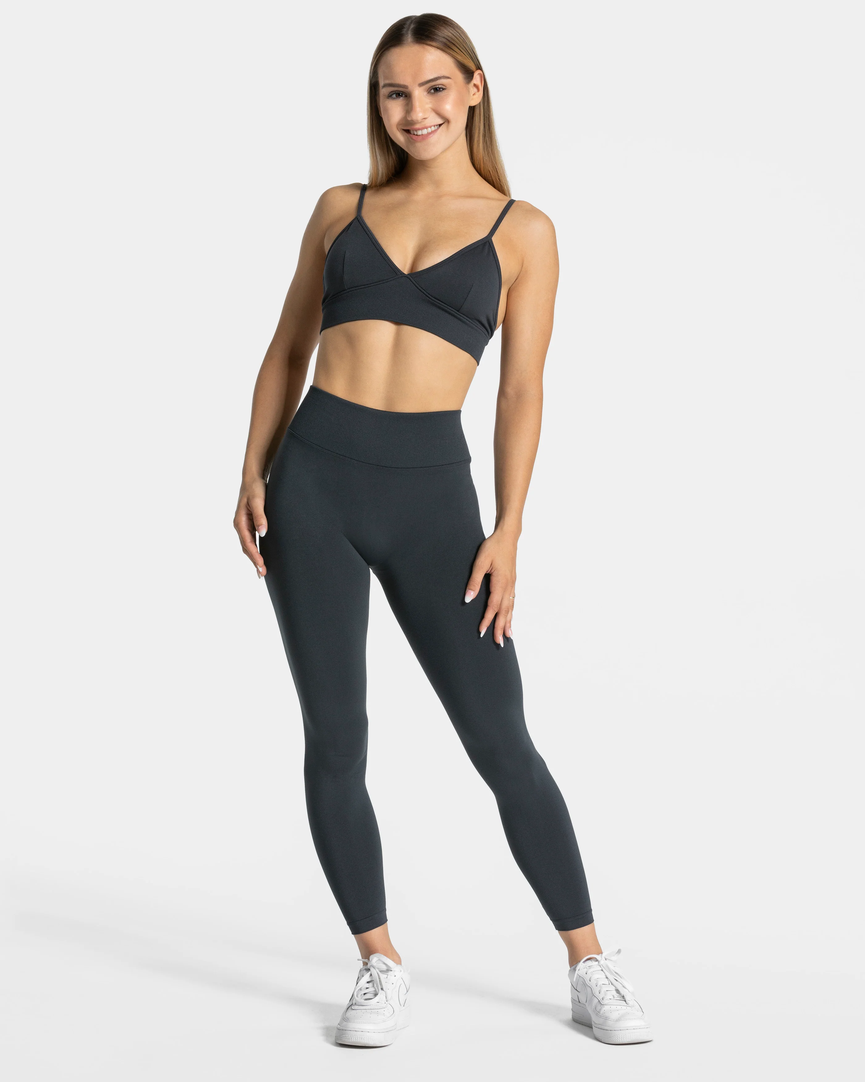 Essence Triangle Bh "Ebony" - Image 3