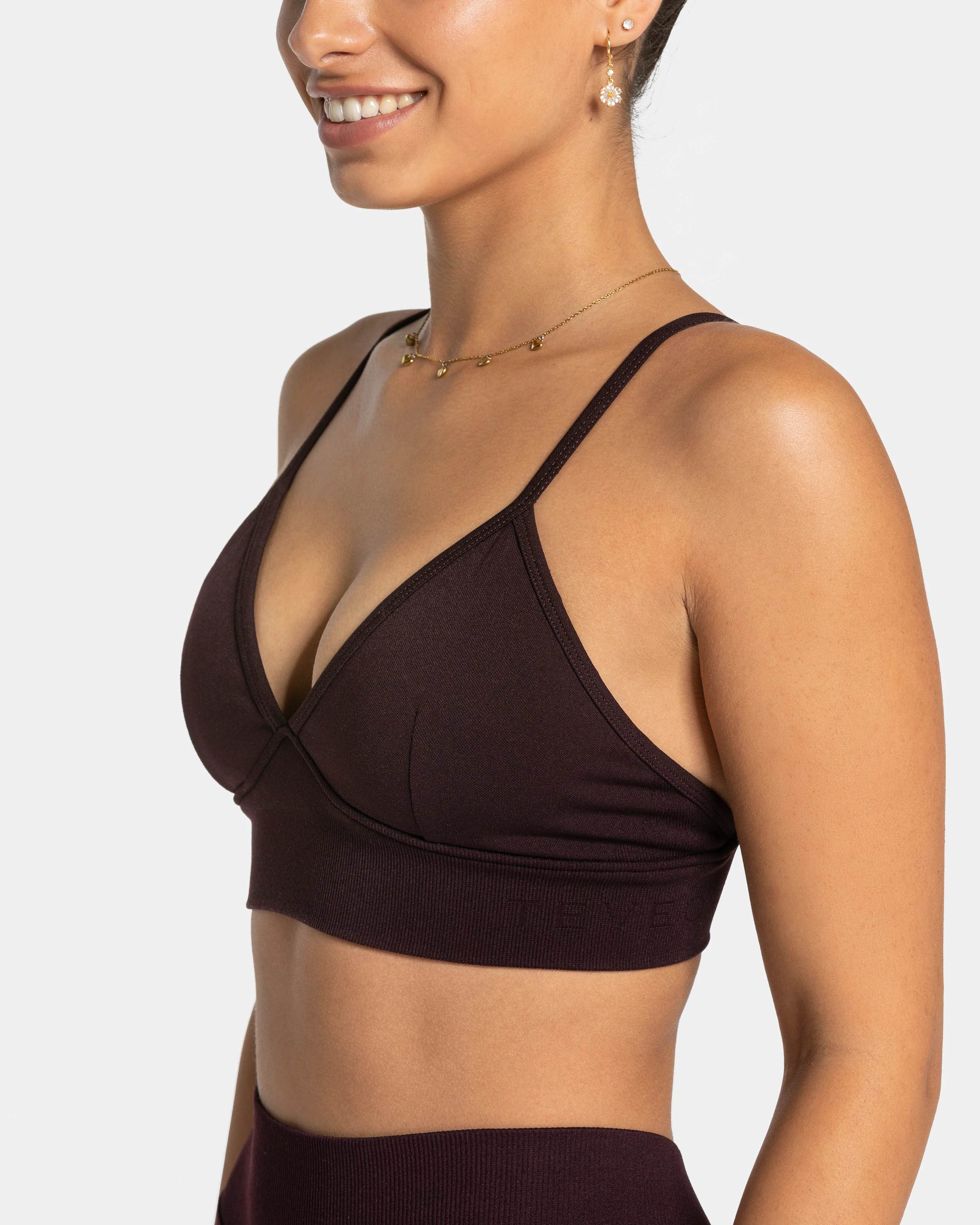 Essence Triangle Bh "Merlot" - Image 4