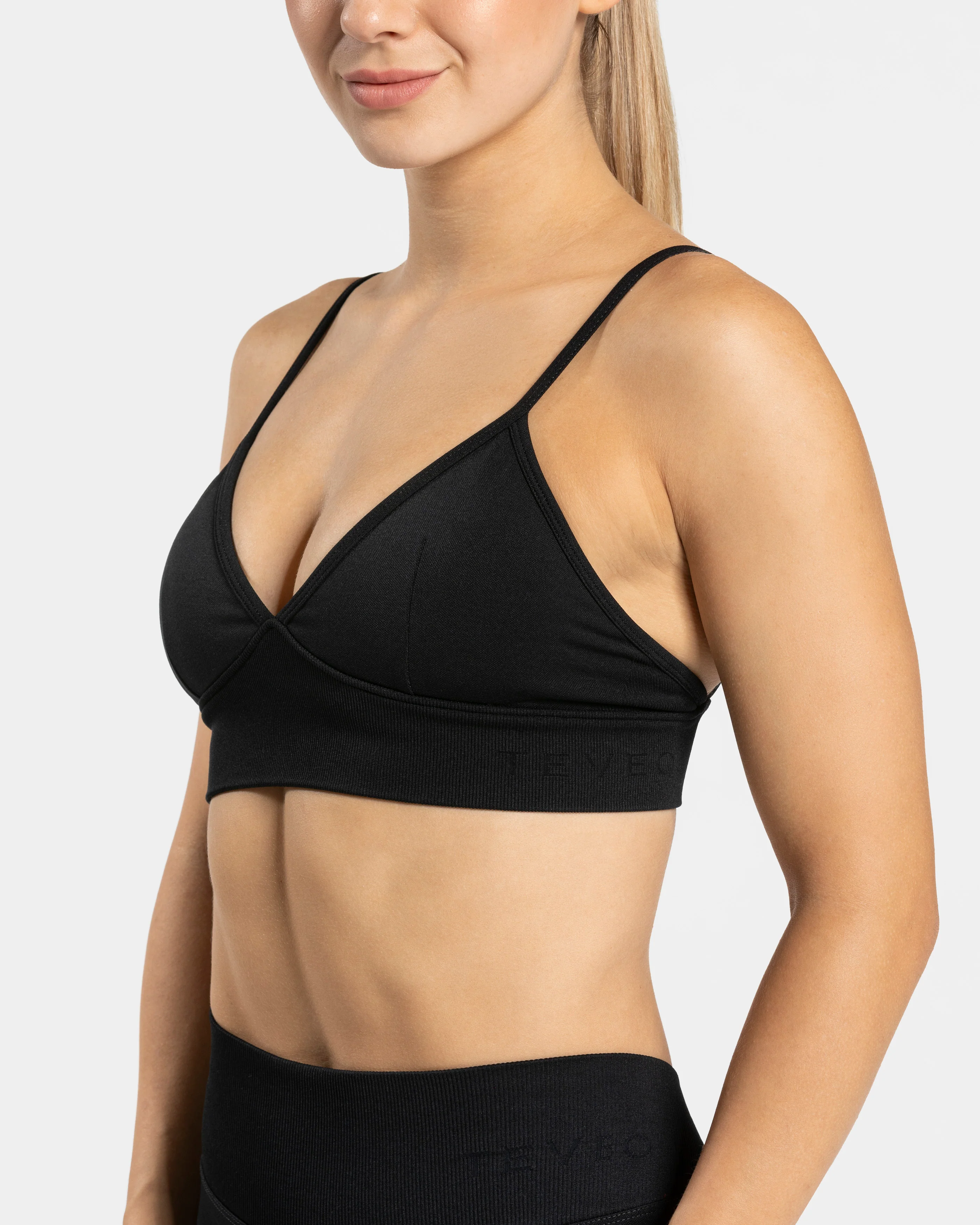 Essence Triangle Bh "Schwarz" - Image 4