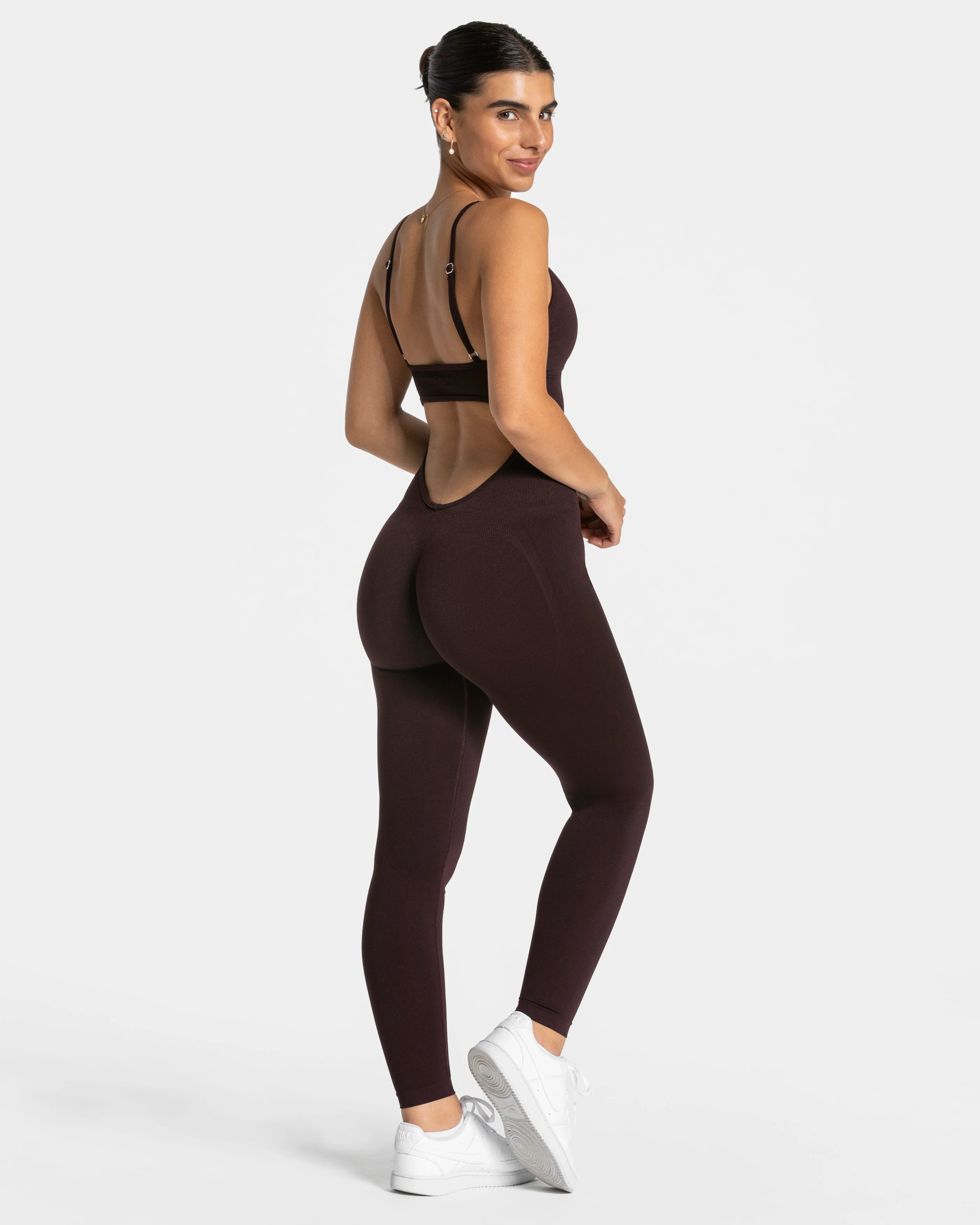 Essence V-Back Covert Scrunch Jumpsuit "Merlot" - Image 5