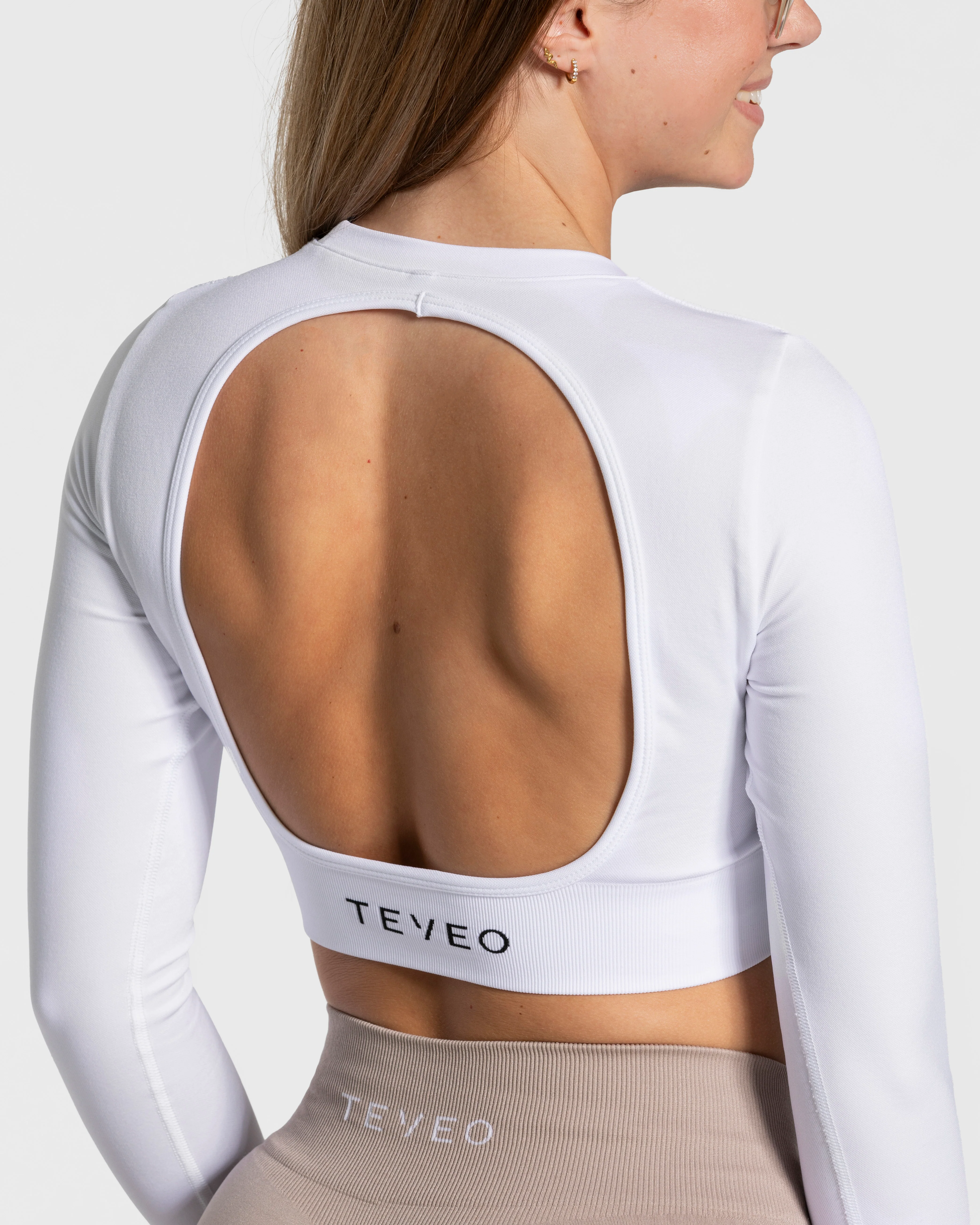Everyday Cut Out Longsleeve "Weiß" - Image 4