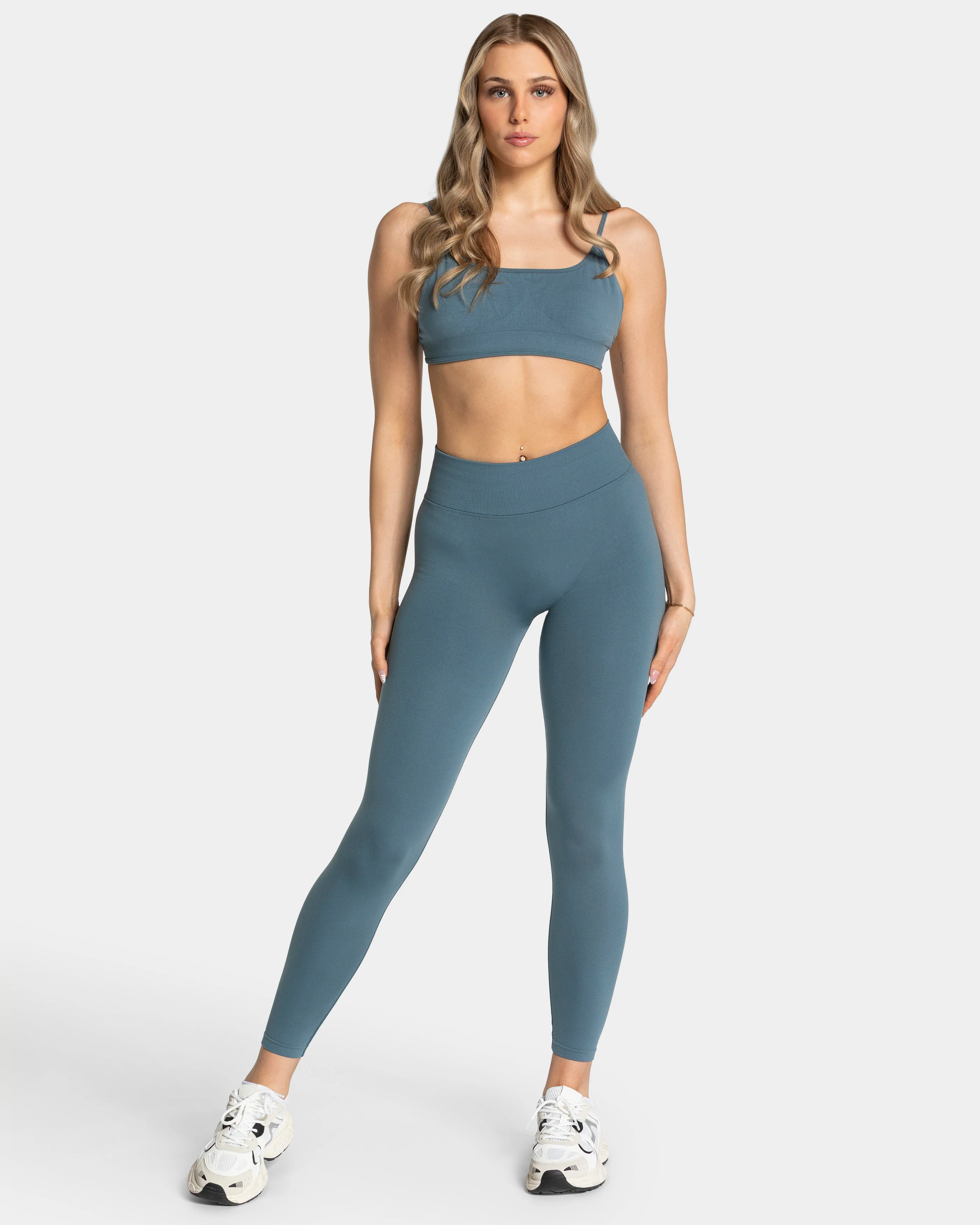 Femme Backless Bh "Teal" - Image 3