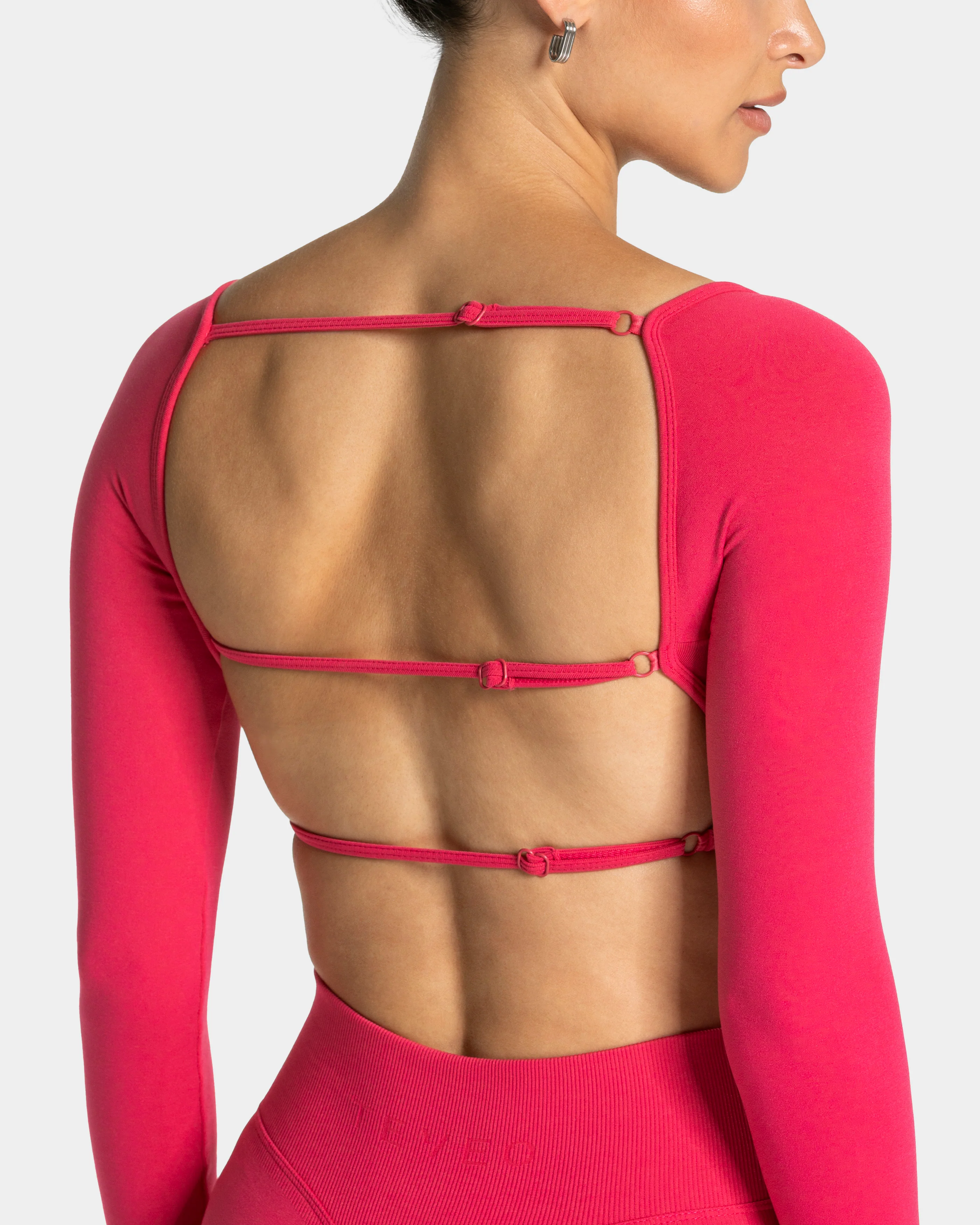 Femme Backless Longsleeve "Berry" - Image 4