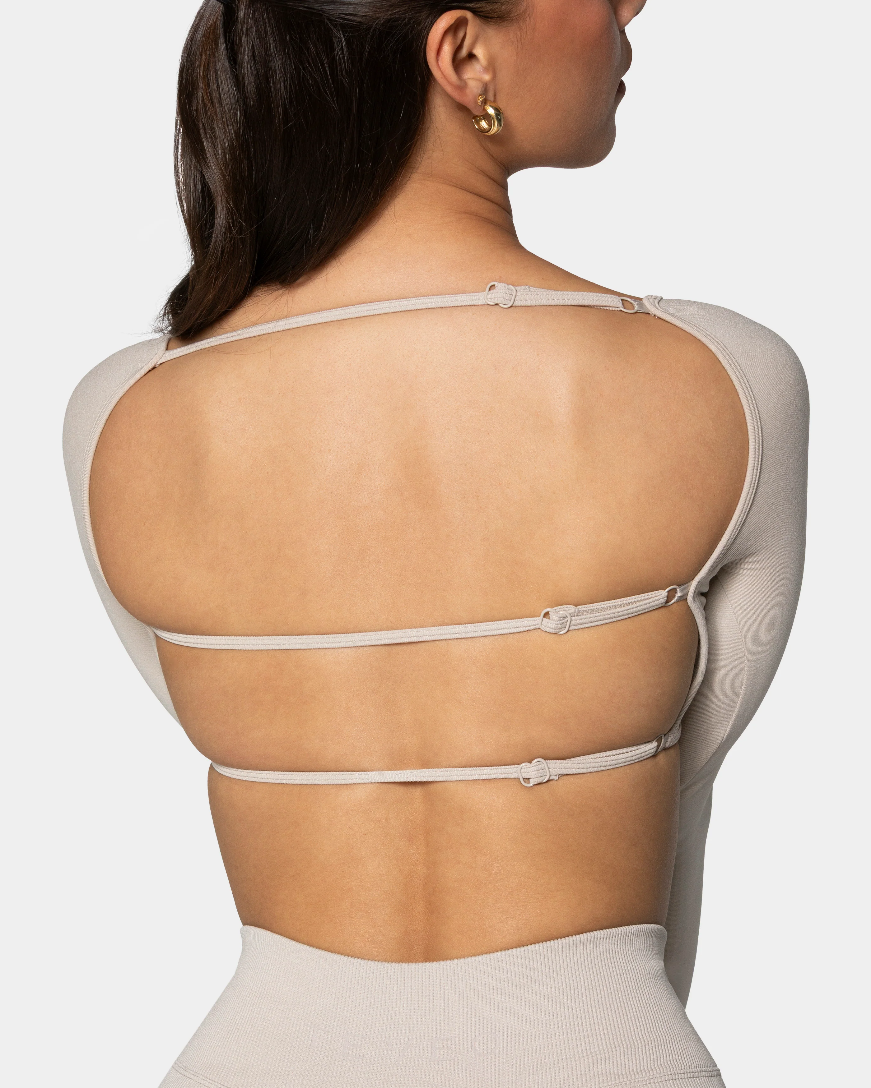 Femme Backless Longsleeve "Cream" - Image 4