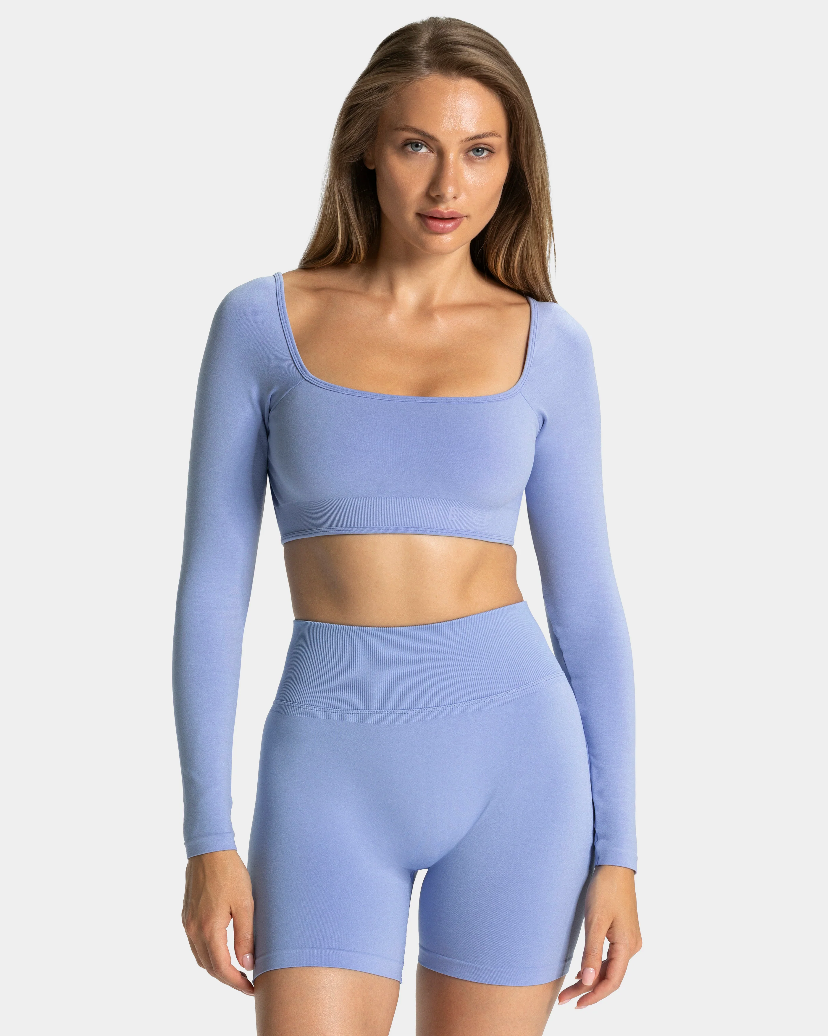 Femme Backless Longsleeve "Frozen"