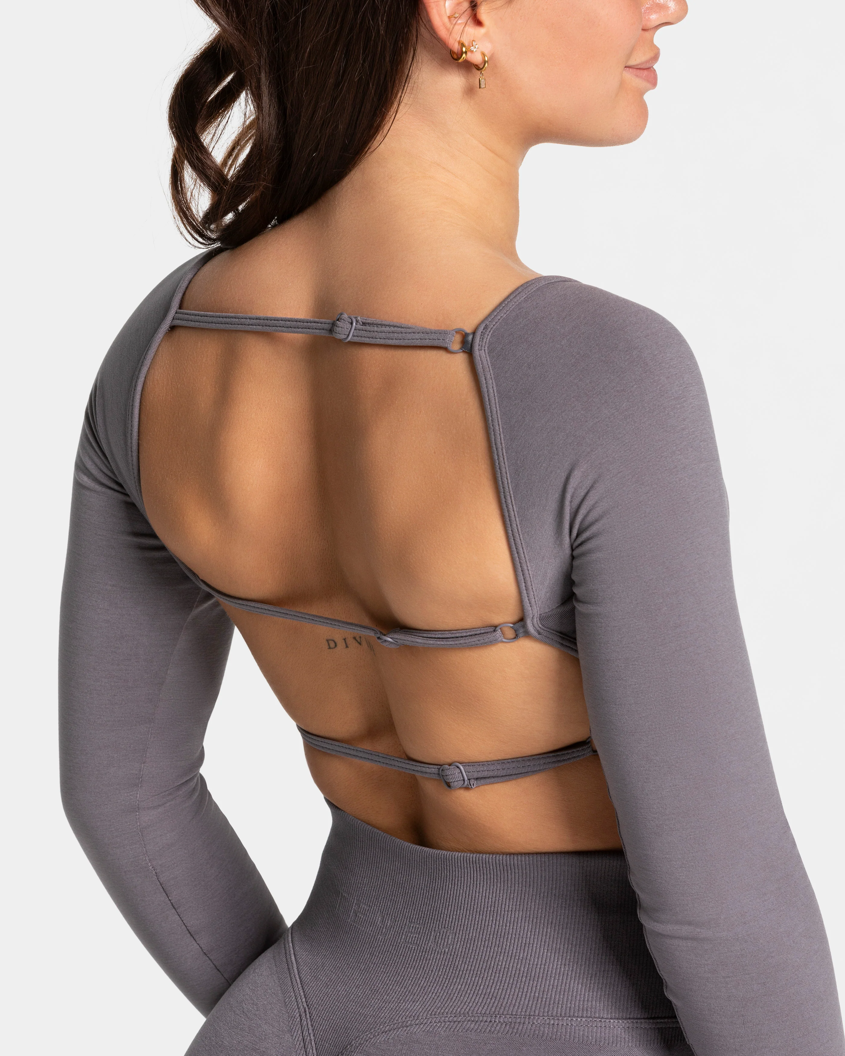 Femme Backless Longsleeve "Graphit" - Image 4