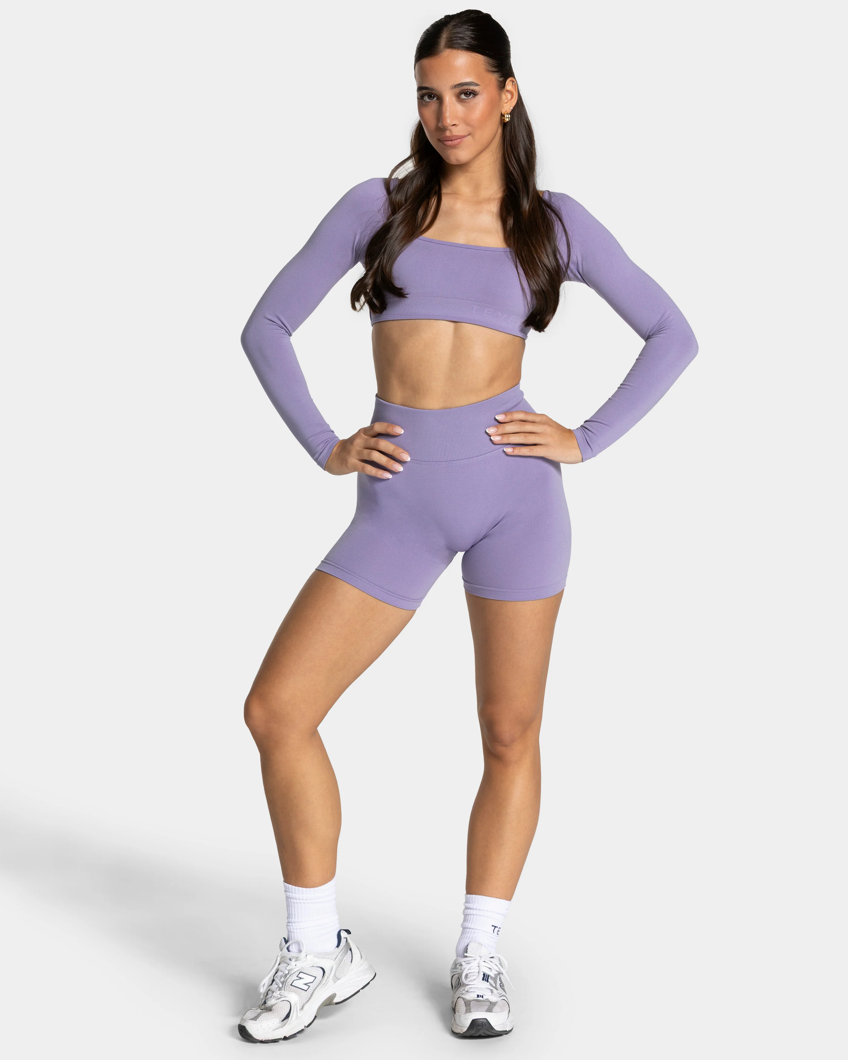 Femme Backless Longsleeve "Lavendel" - Image 3