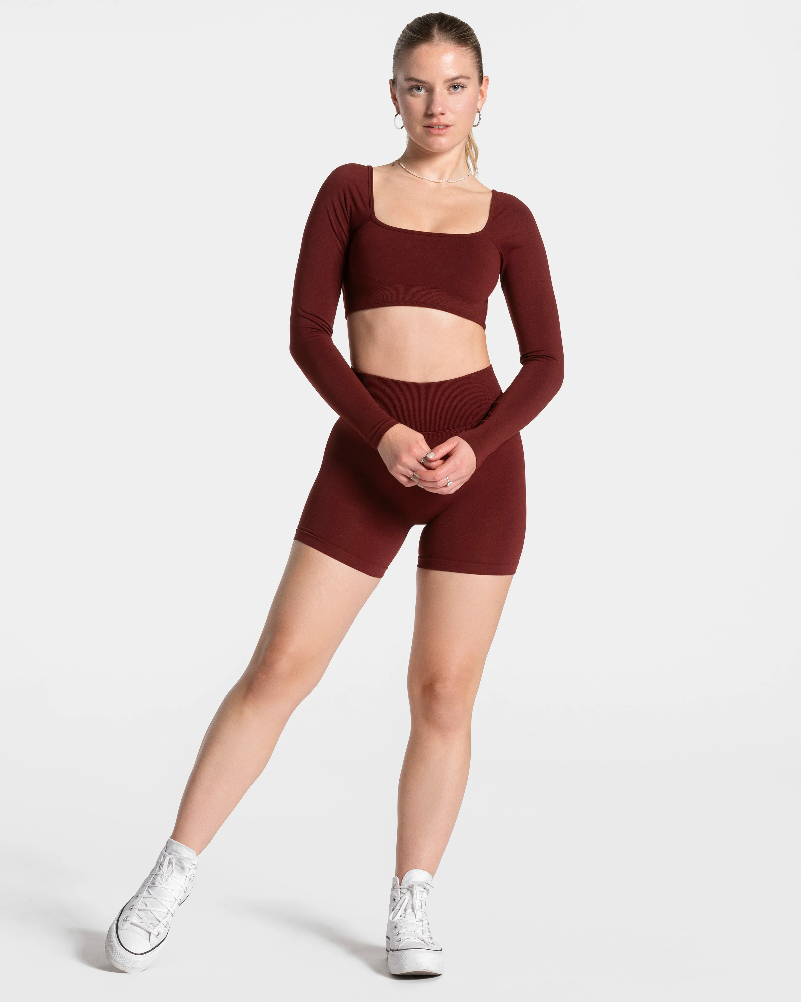 Femme Backless Longsleeve "Weinrot" - Image 3