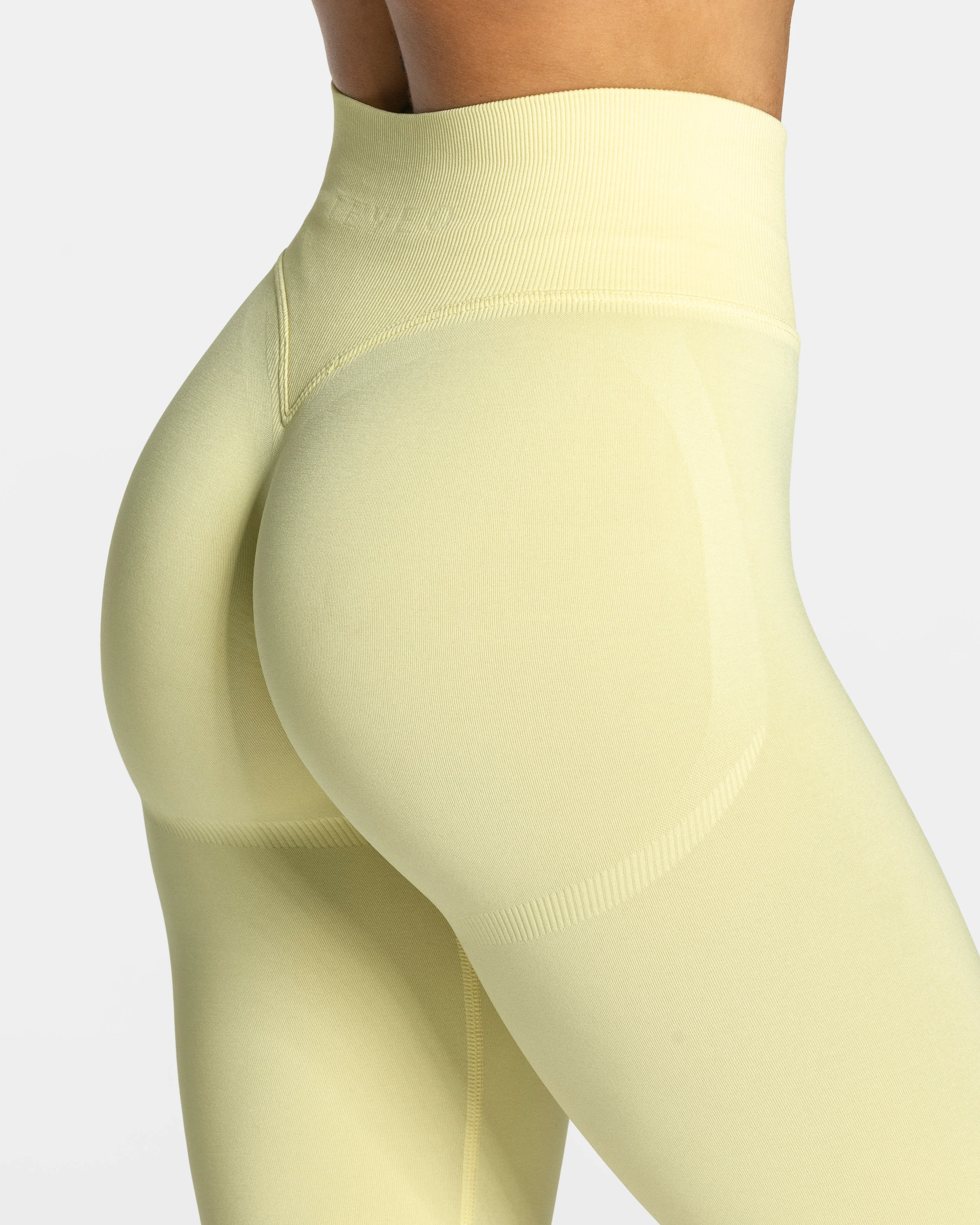 Femme Sculpt Scrunch Leggings "Gelb" - Image 4