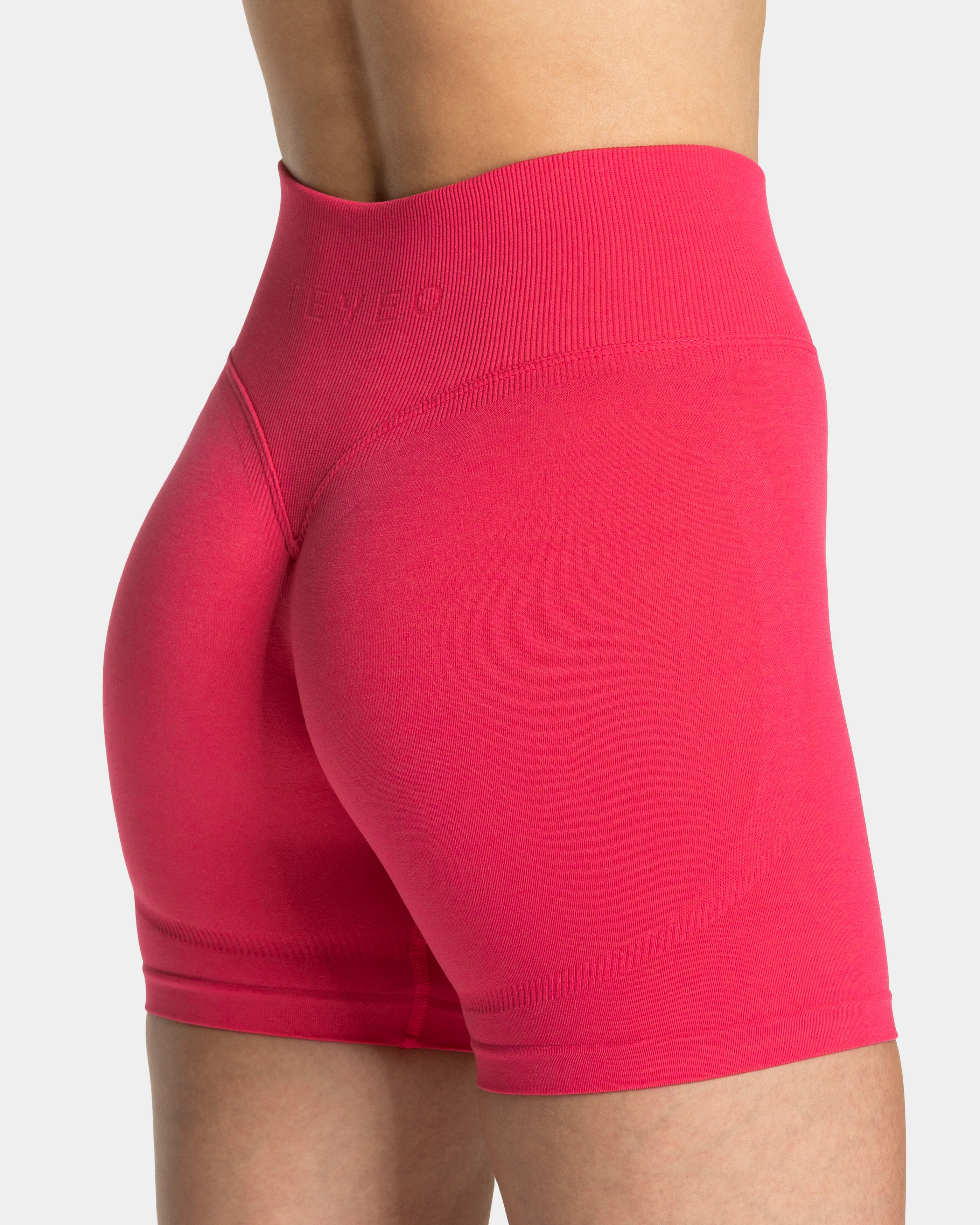 Femme Sculpt Scrunch Shorts "Berry" - Image 4