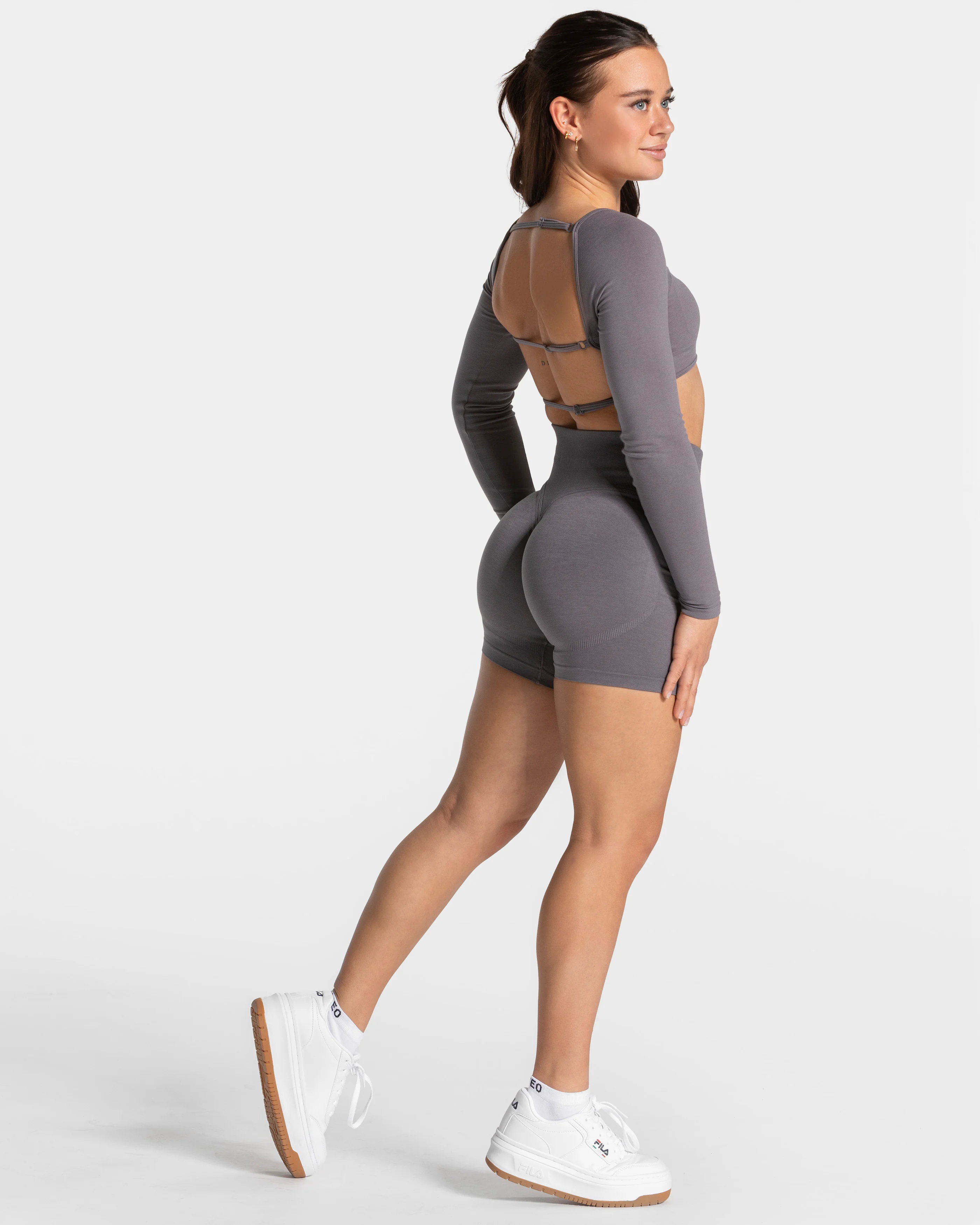 Femme Sculpt Scrunch Shorts "Graphit" - Image 5