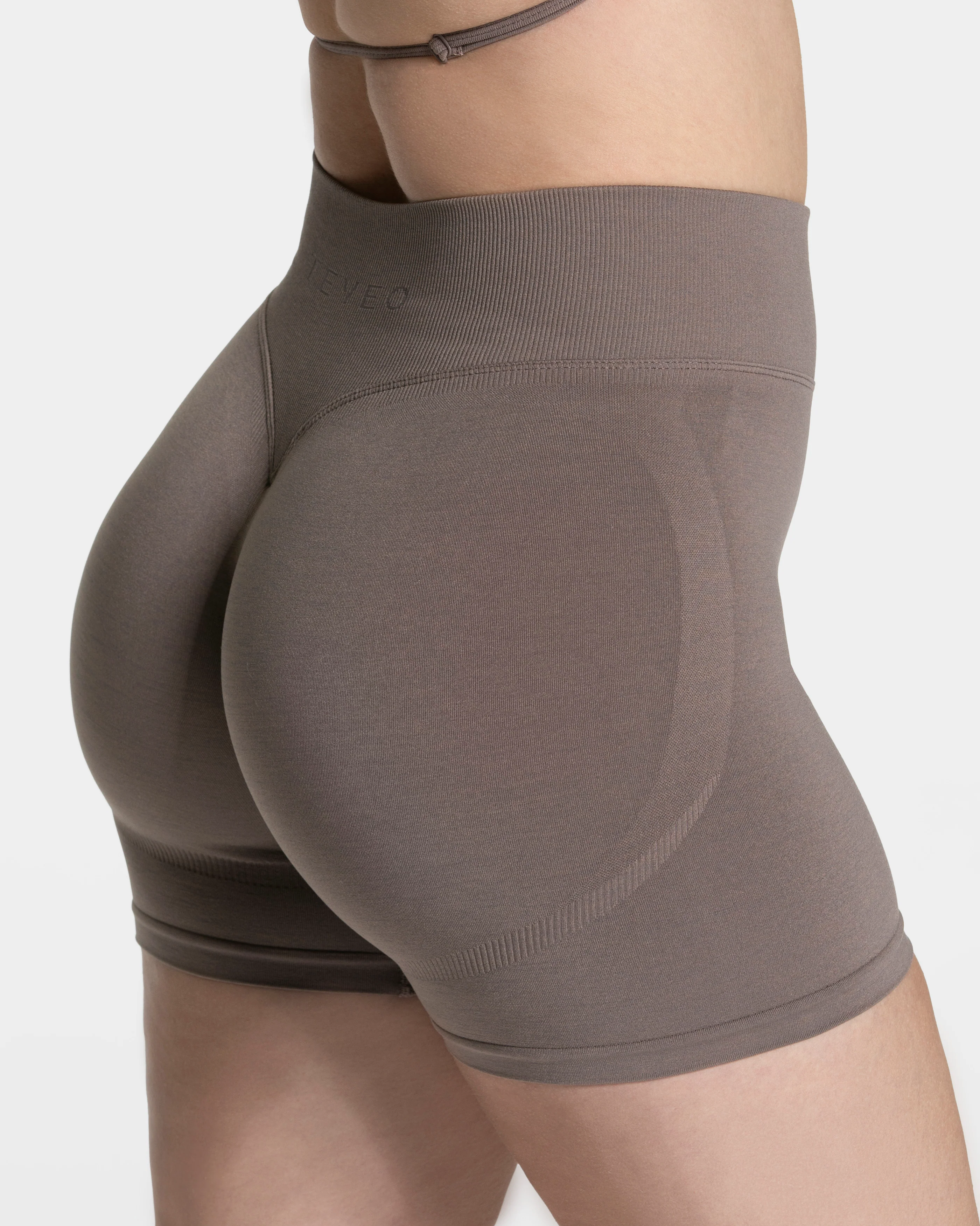 Femme Sculpt Scrunch Shorts "Mokka" - Image 4