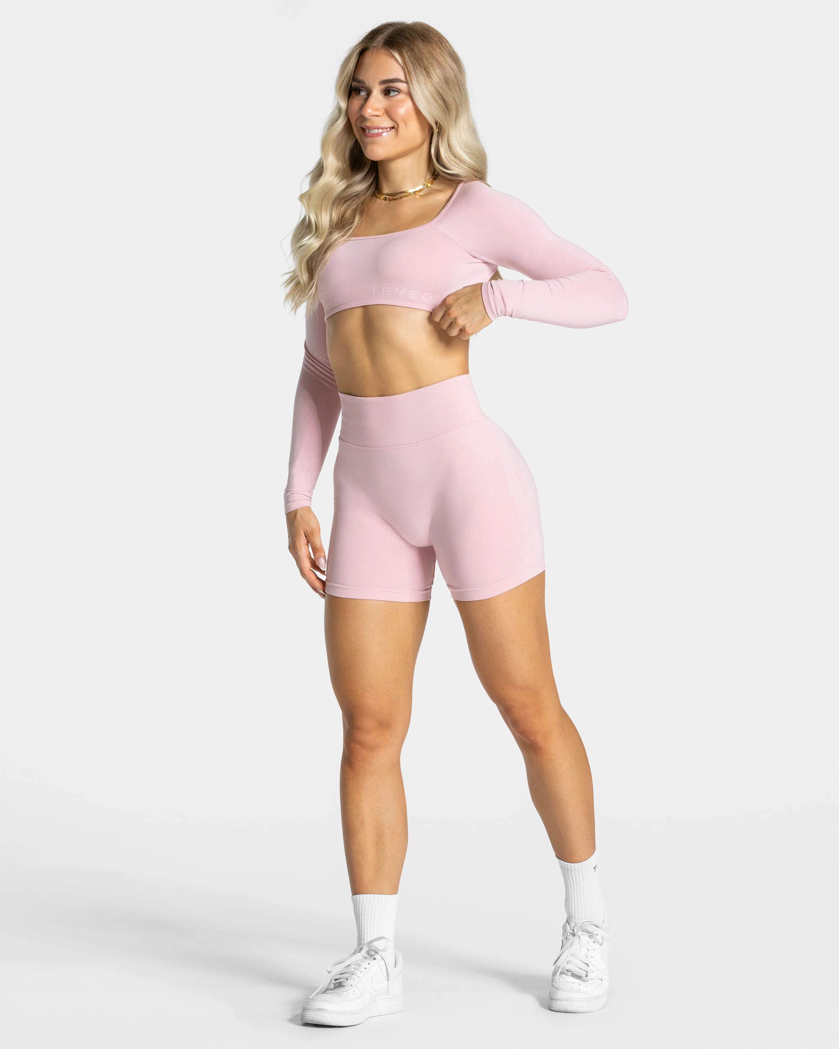 Femme Sculpt Scrunch Shorts "Rosa" - Image 3