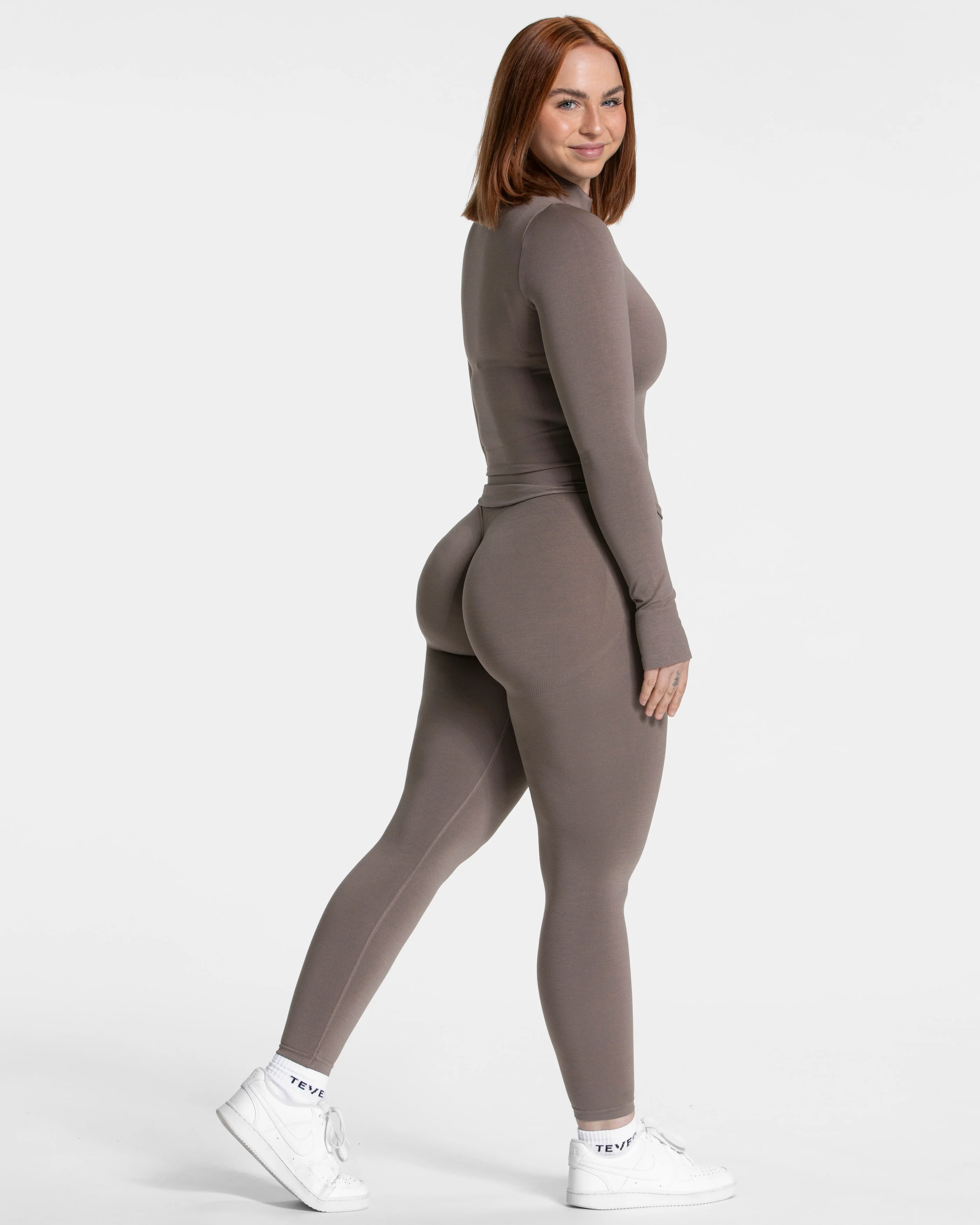 Femme Shaping Zip Jacke "Mokka" - Image 5