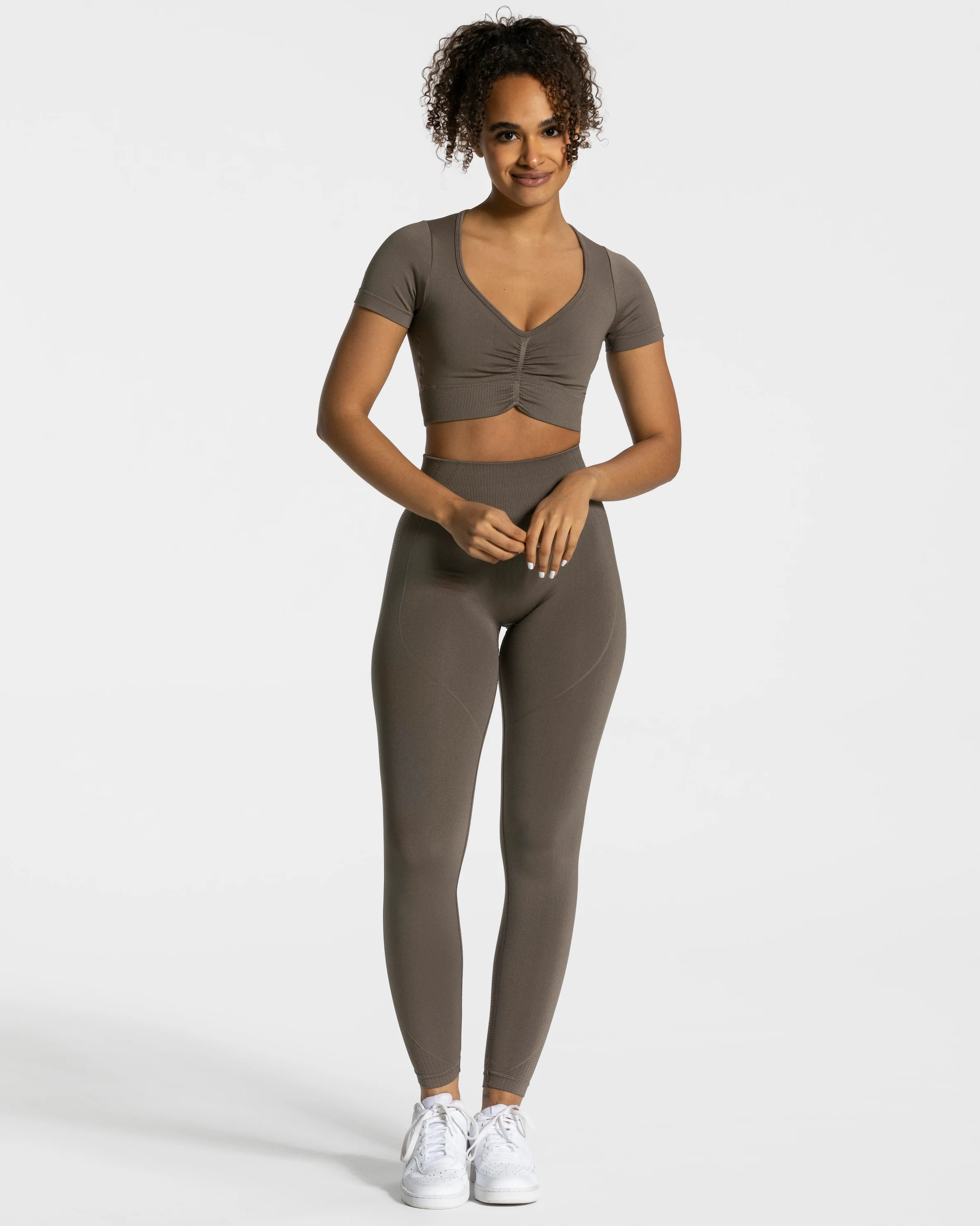 Focus Crop Top "Taupe" - Image 3