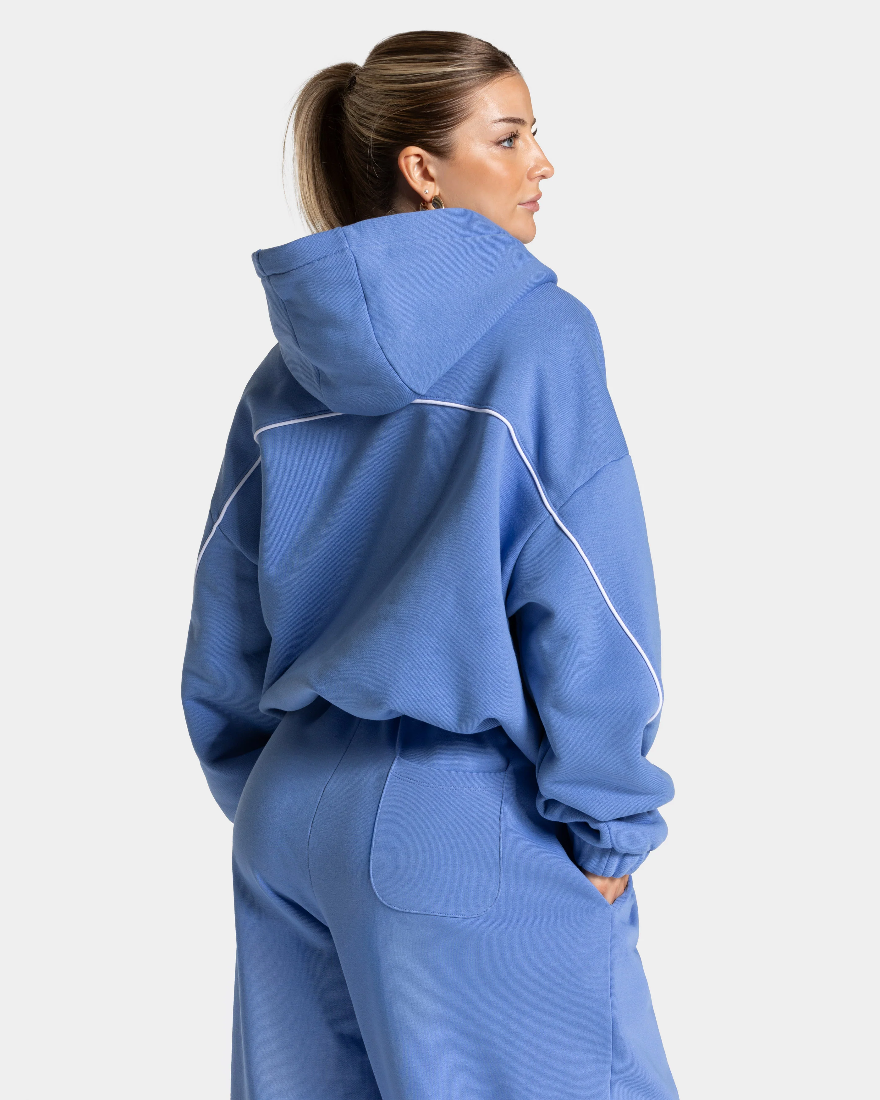 Contrastline Hooded Sweater "Azure" - Image 2