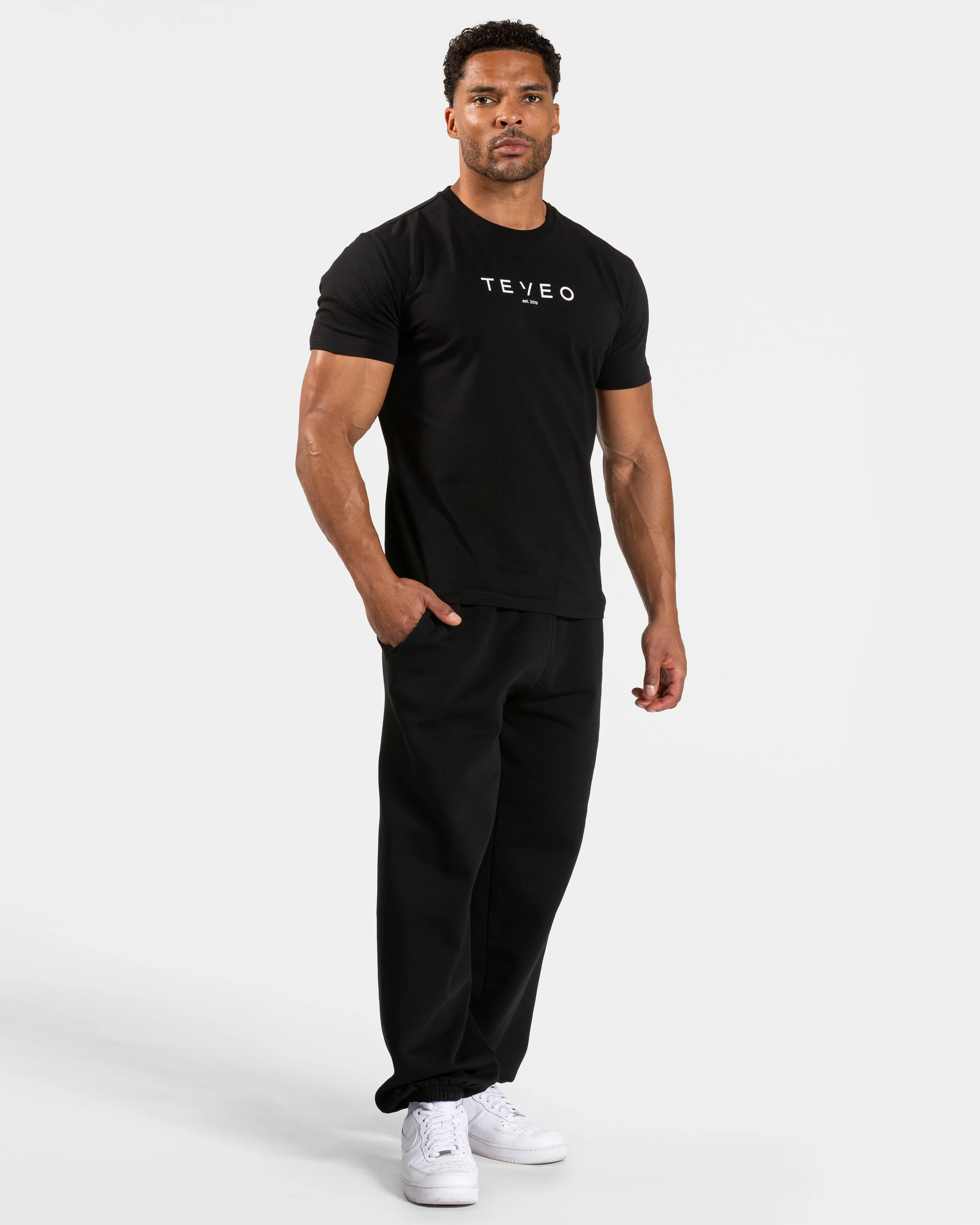 Journey Fitted T-Shirt "Schwarz" - Image 3