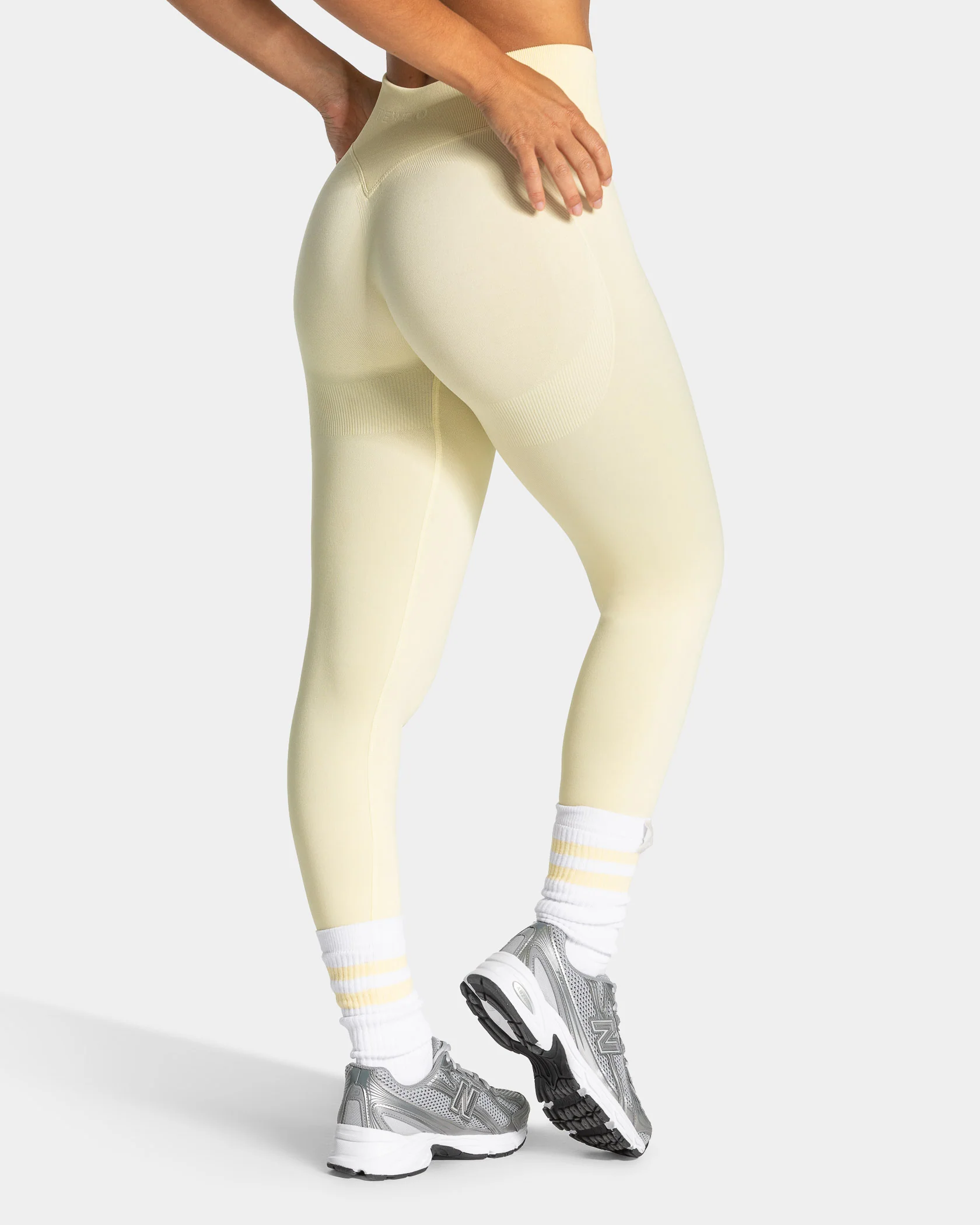 Lift Leggings "Butter Yellow" - Image 2
