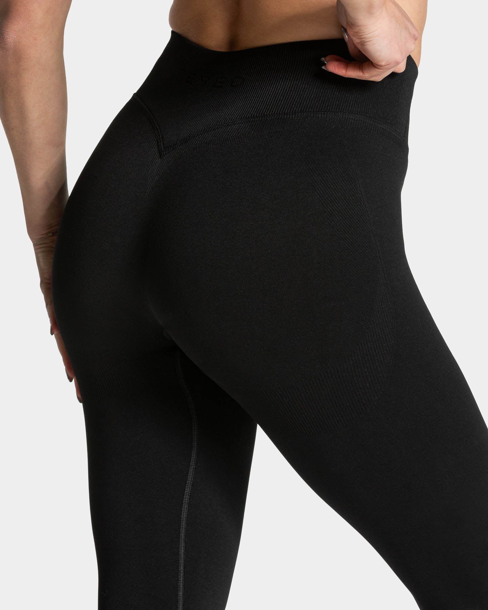 Lift Leggings "Schwarz" - Image 4