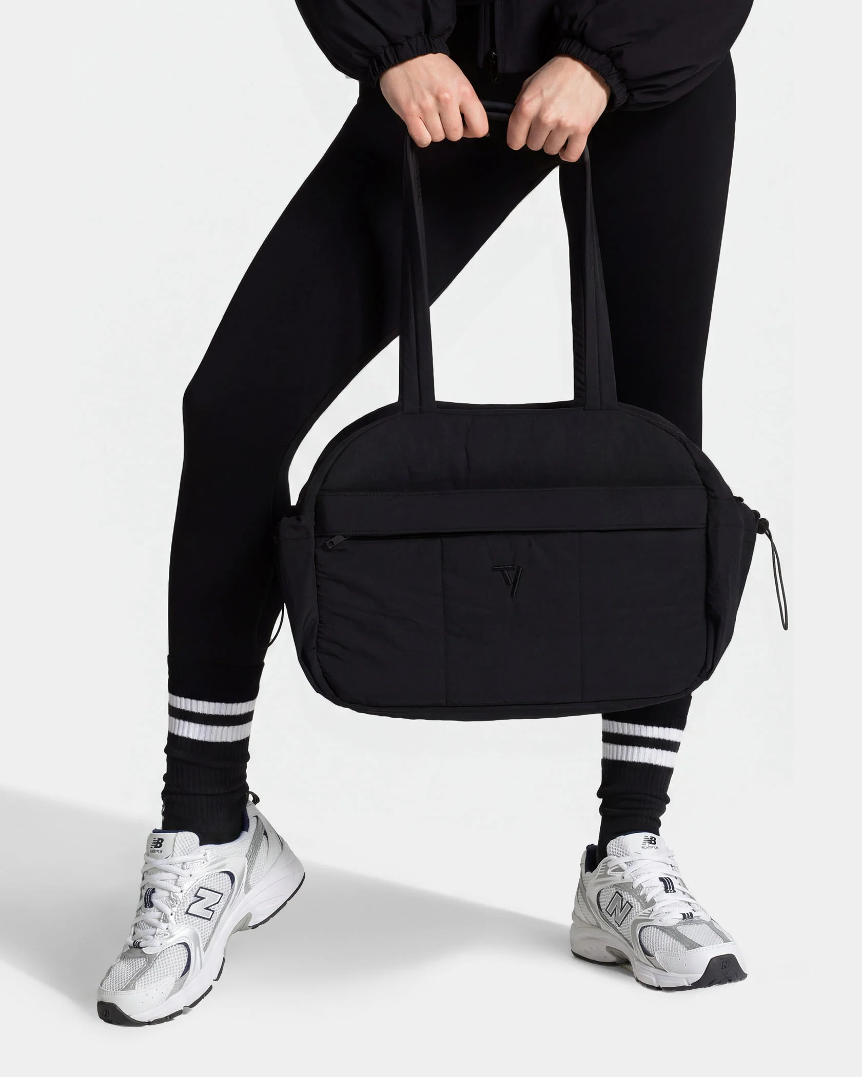 Lift Puffy Gym Bag "Schwarz" - Image 3