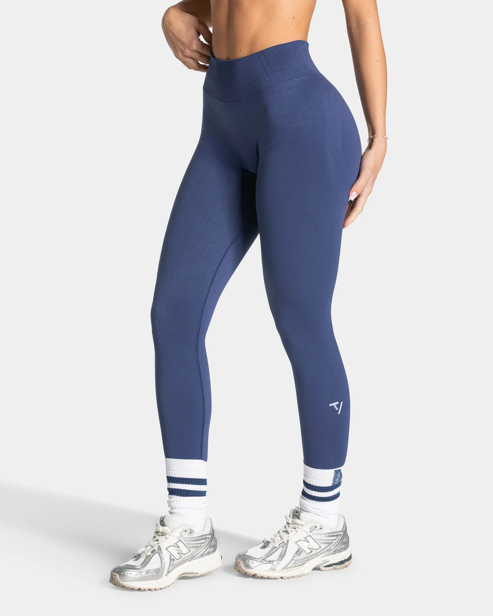 Lift Sculpt Scrunch Leggings "Indigo" - Image 2