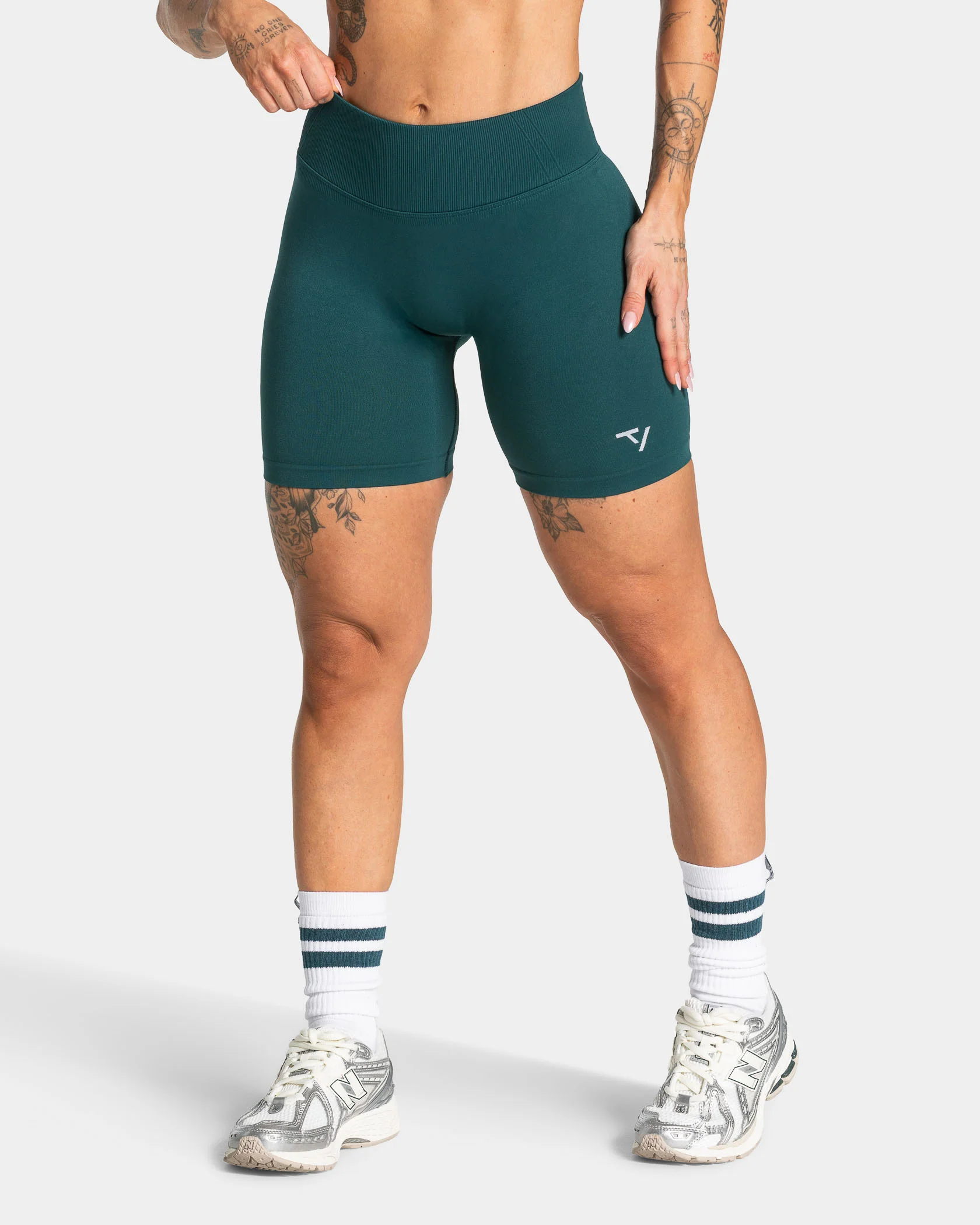 Lift Sculpt Scrunch Shorts "Teal" - Image 2