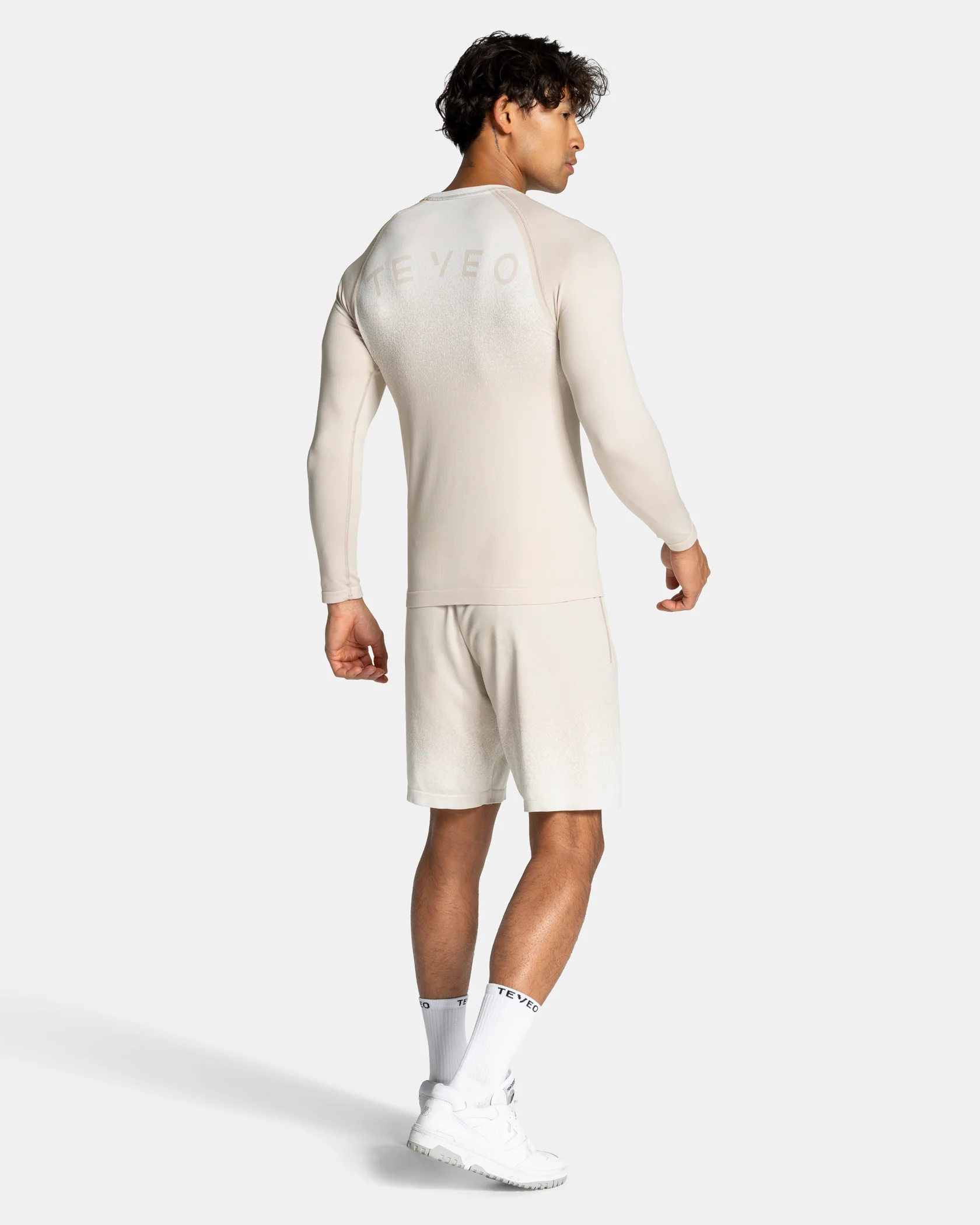 Lift Seamless Shorts "Cream" - Image 5