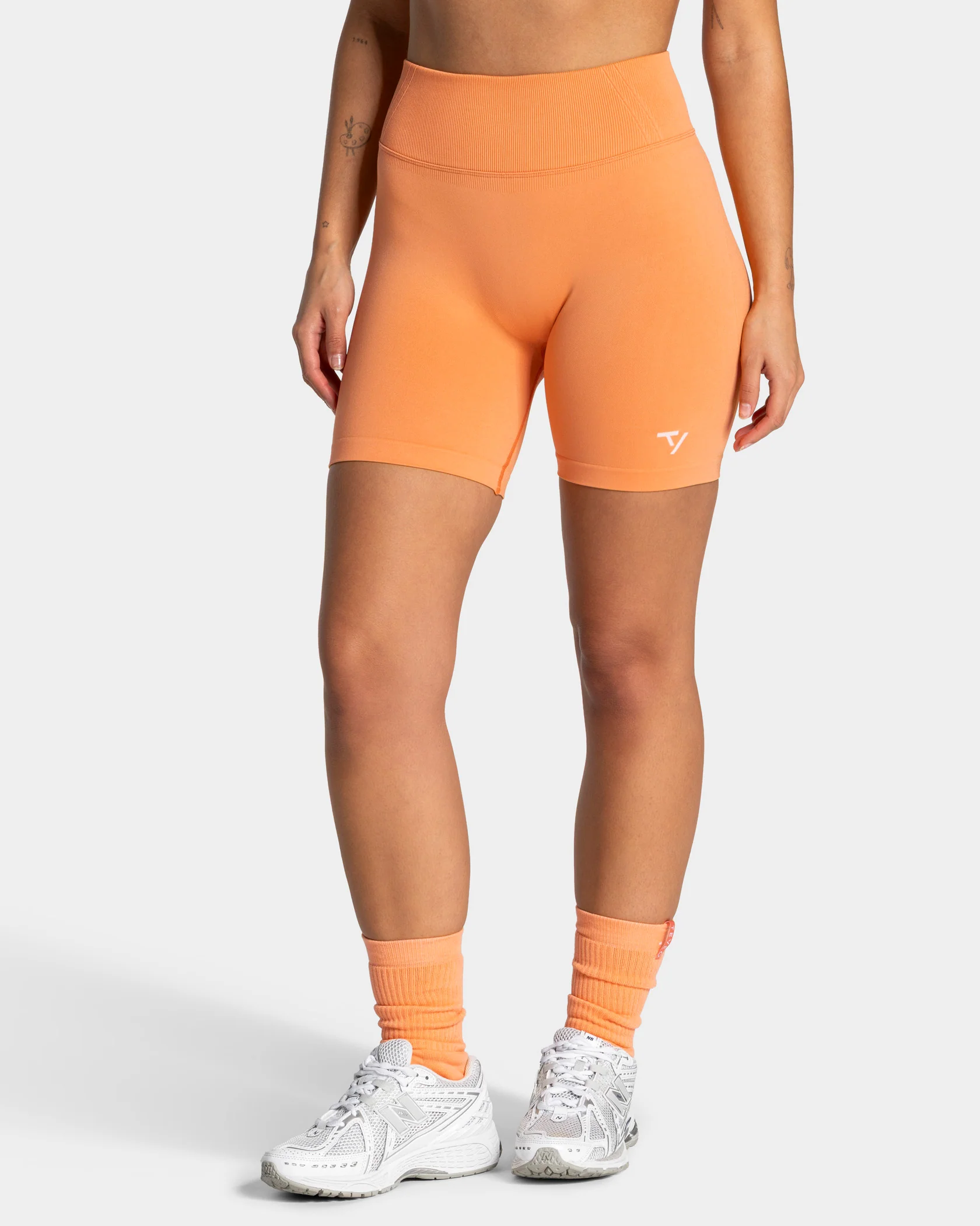 Lift Shorts "Apricot"