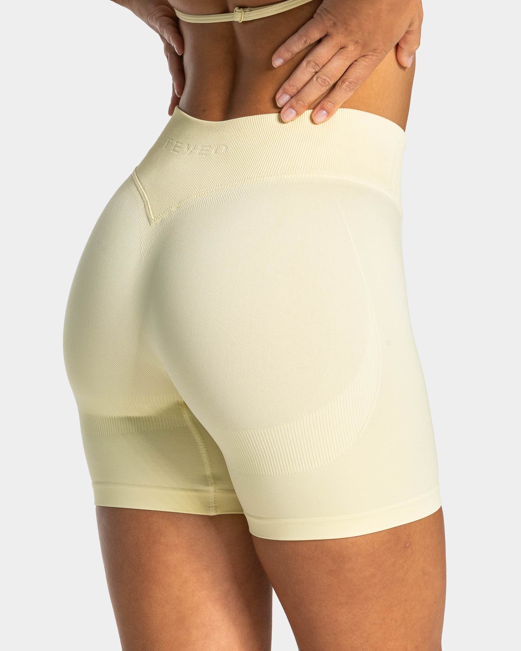 Lift Shorts "Butter Yellow" - Image 4