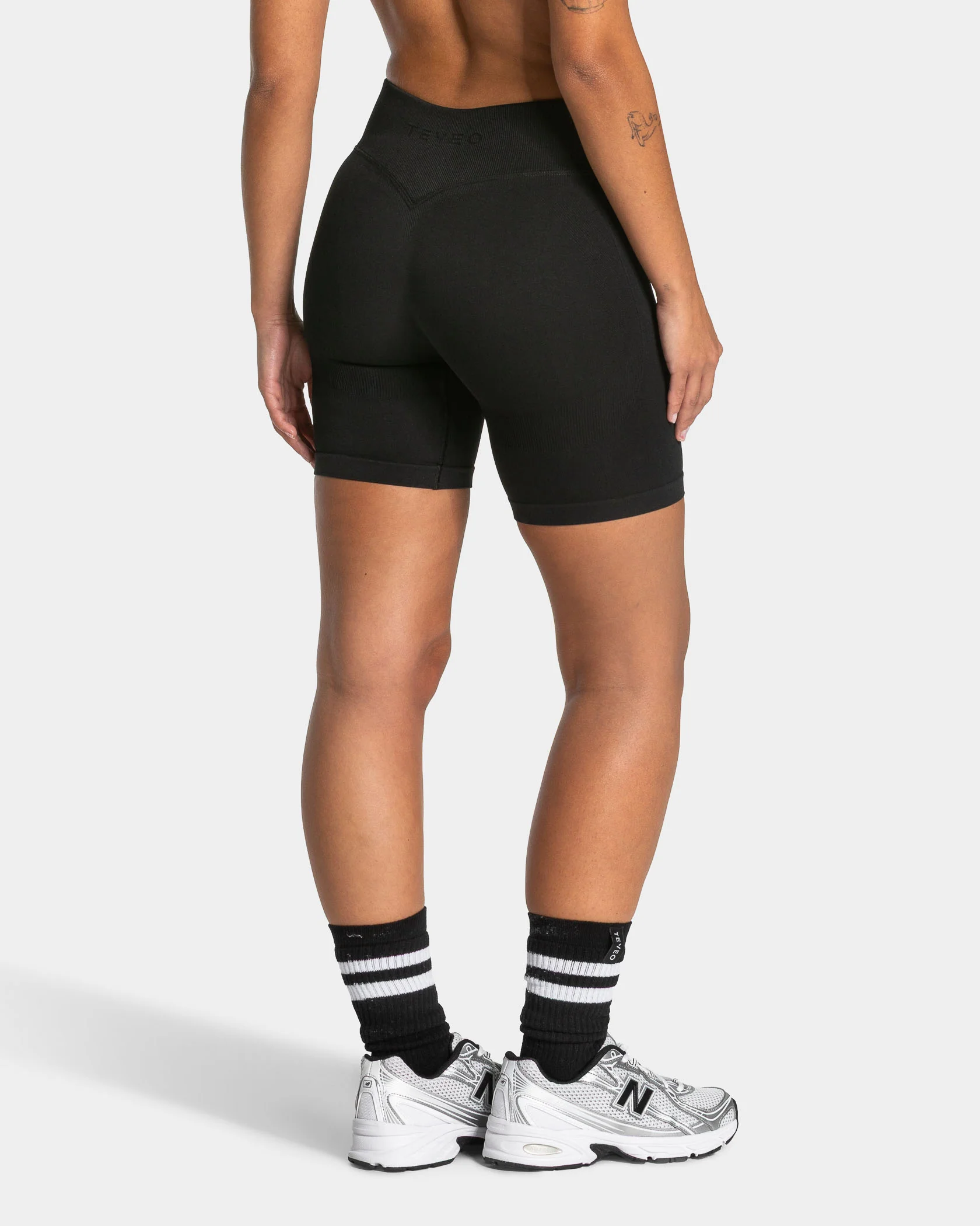 Lift Shorts "Schwarz" - Image 2