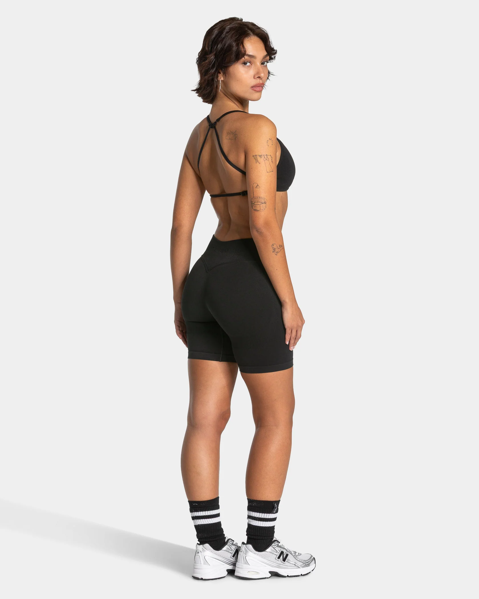 Lift Shorts "Schwarz" - Image 5