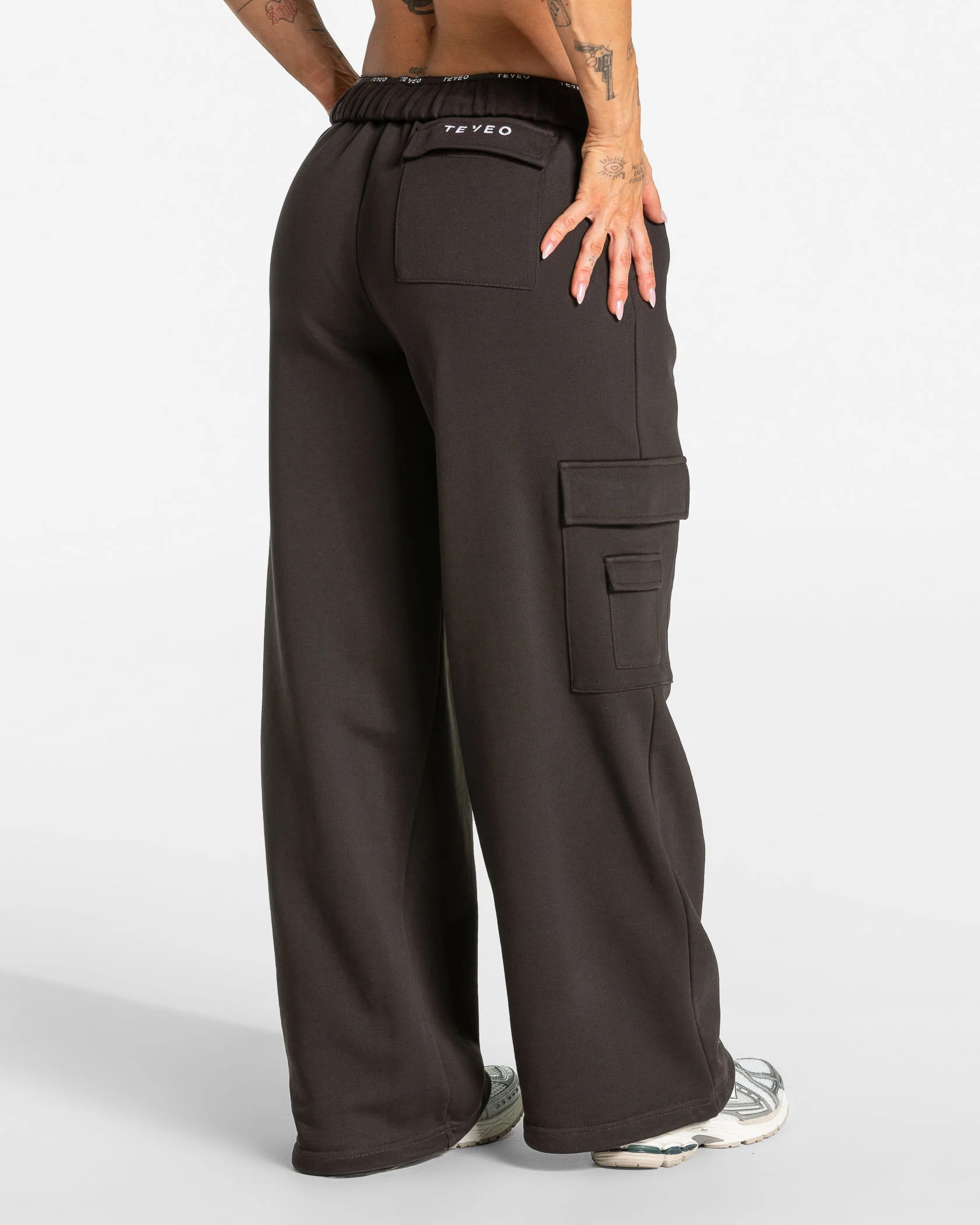 Lift Wide Leg Cargo Jogger "Dark Chocolate" - Image 2