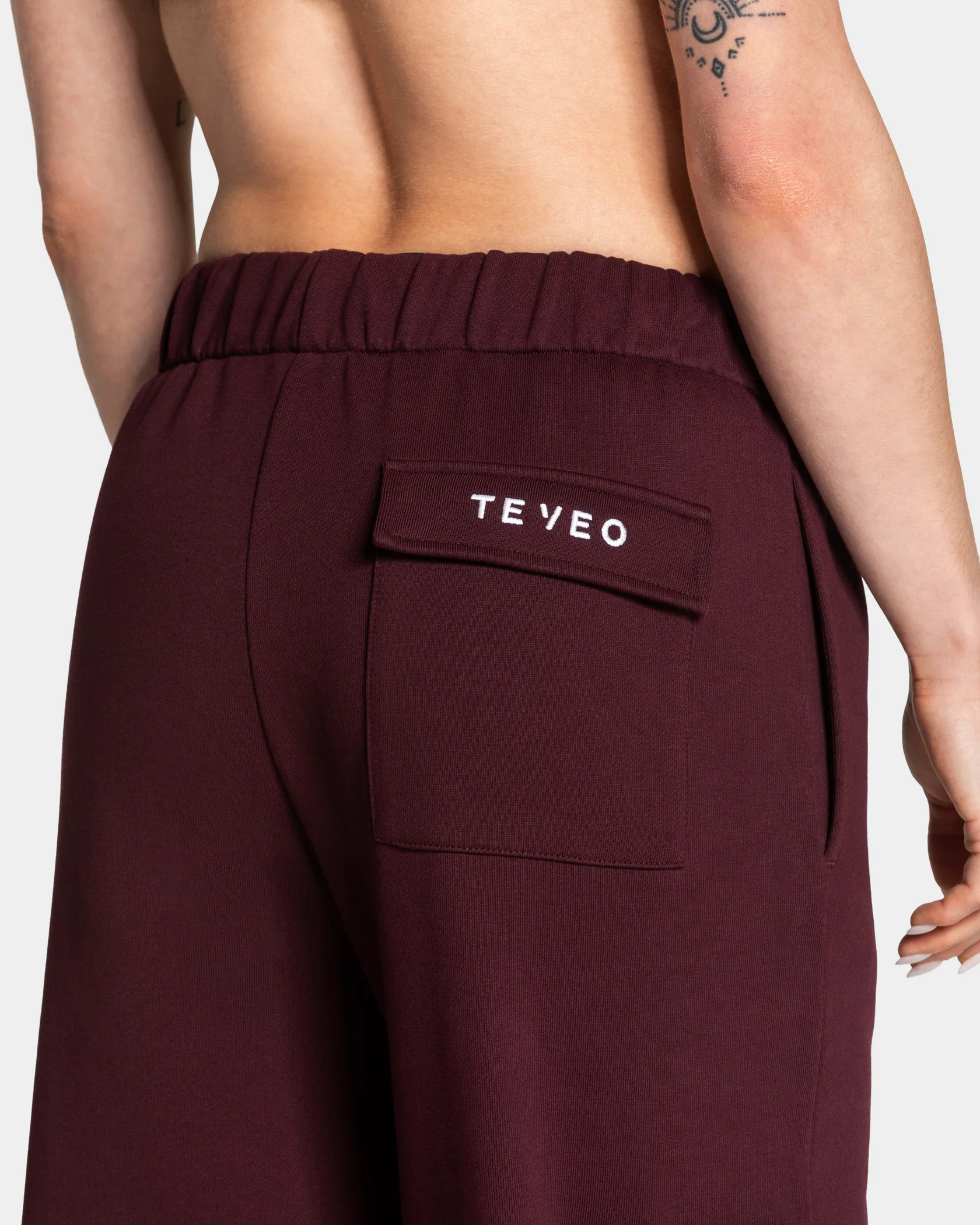 Lift Wide Leg Cargo Jogger "Merlot" - Image 4