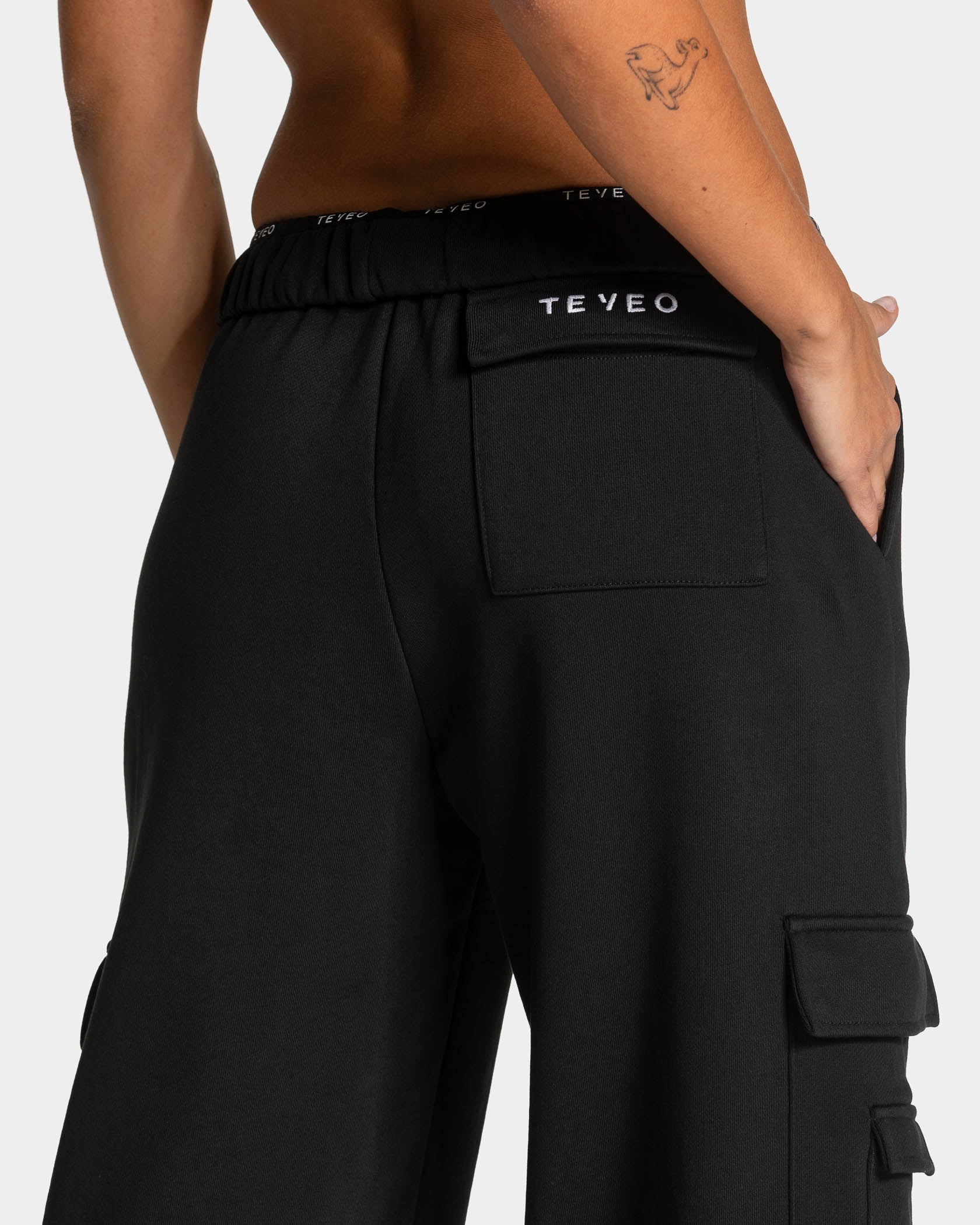 Lift Wide Leg Cargo Jogger "Schwarz" - Image 4