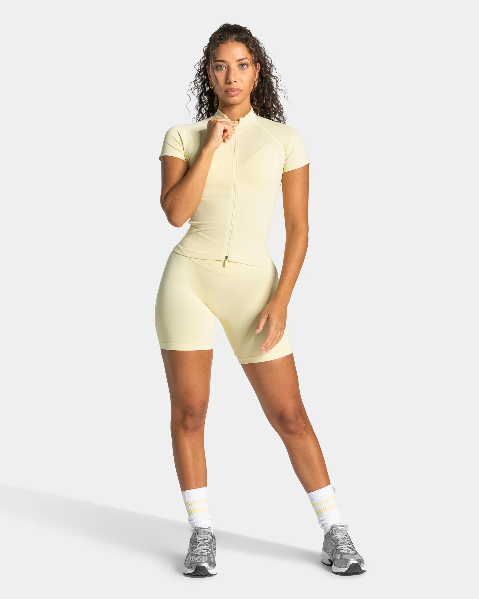 Lift Zip Shortsleeve "Butter Yellow" - Image 3