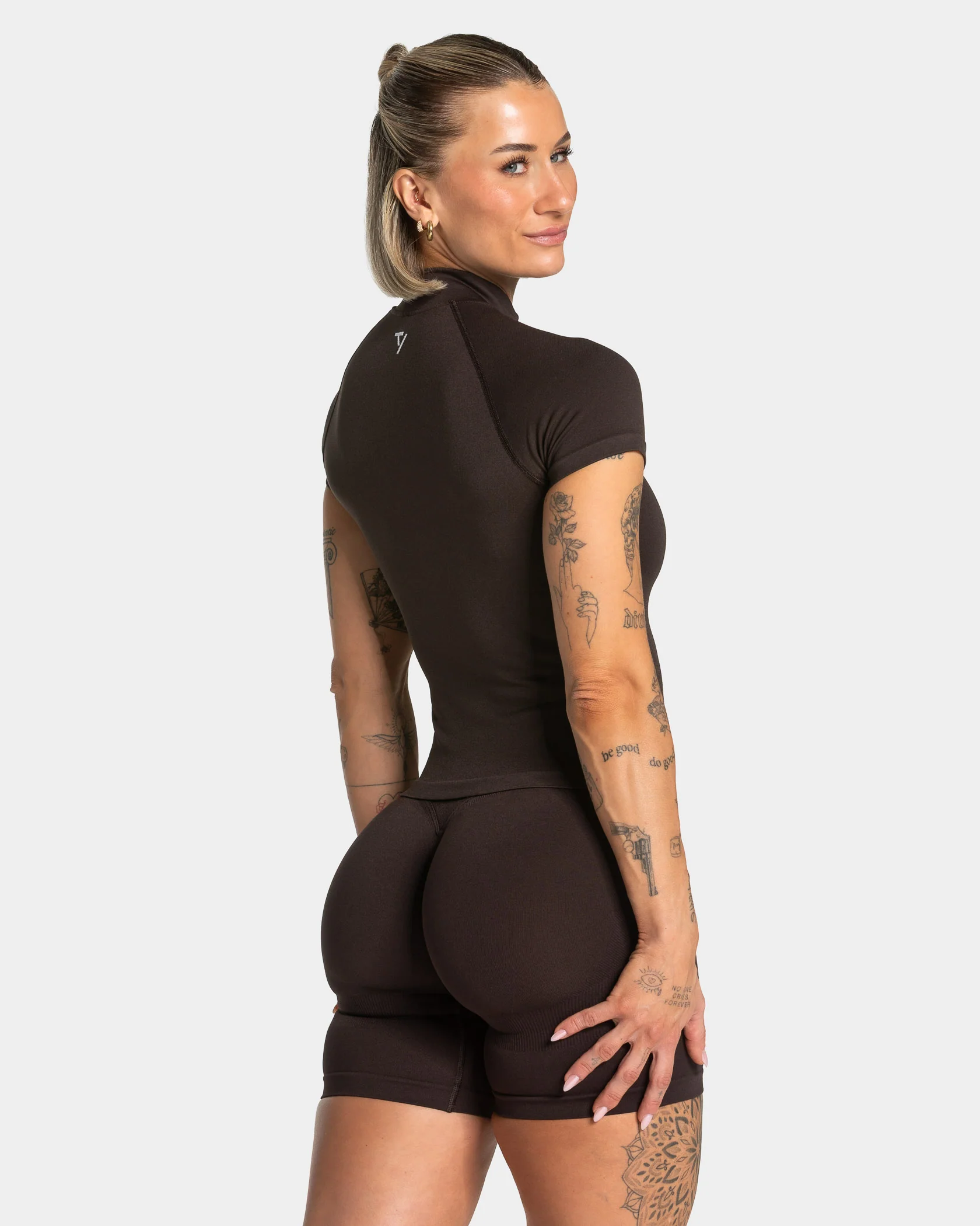 Lift Zip Shortsleeve "Dark Chocolate" - Image 2