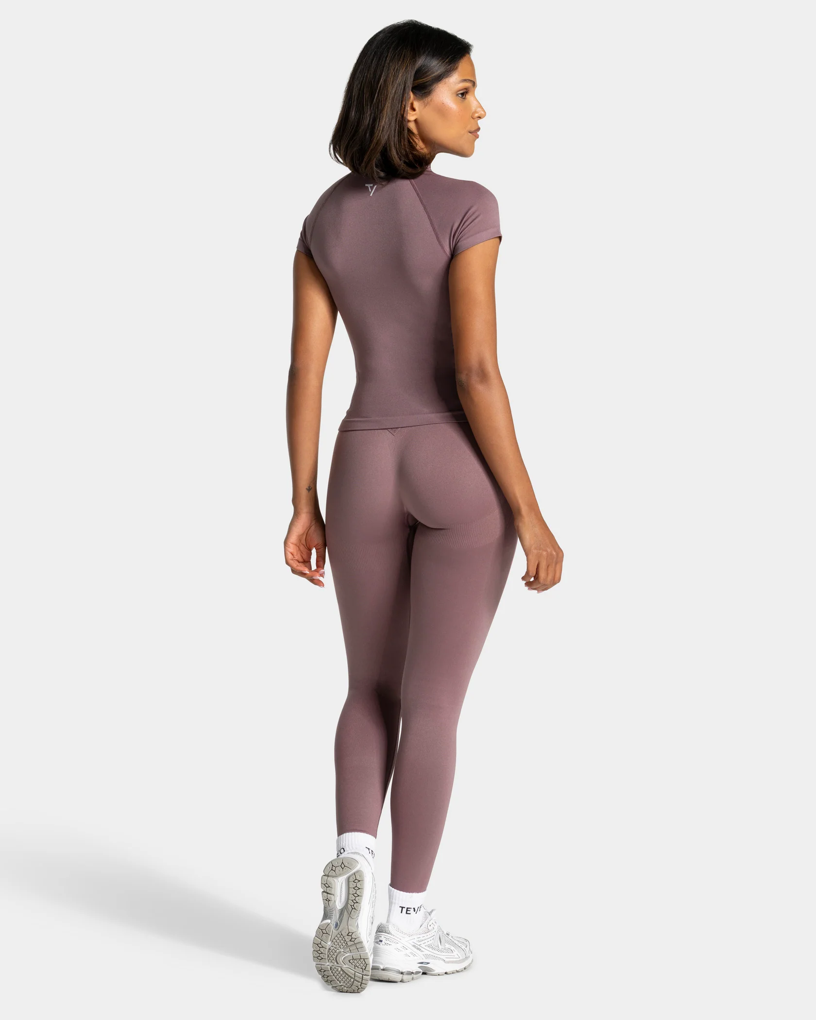 Lift Zip Shortsleeve "Mauve" - Image 5
